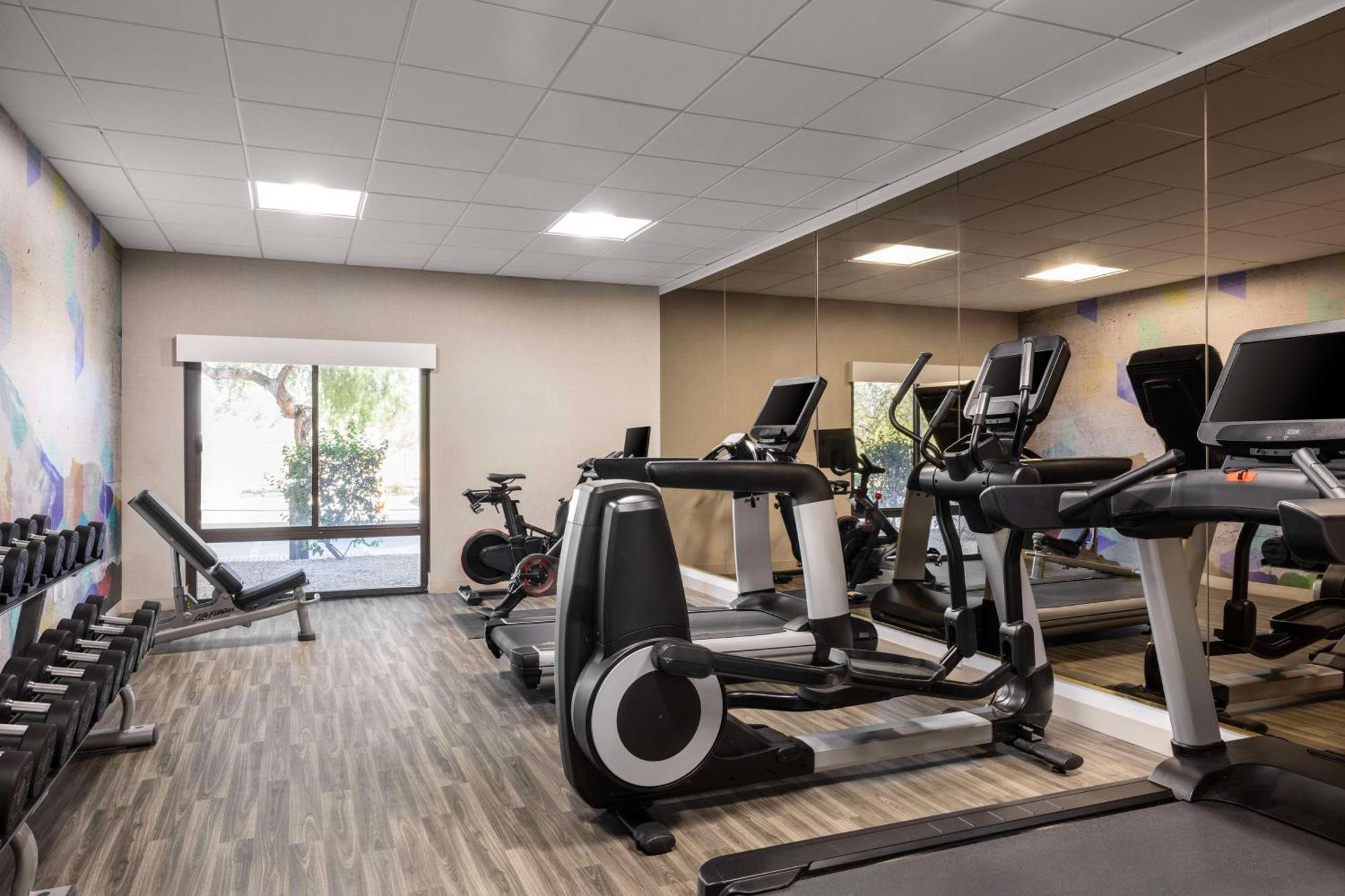 Hyatt Place Phoenix Airport Hotel