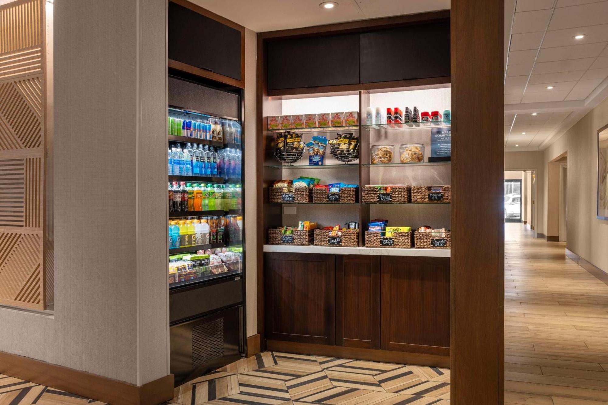 Hyatt Place Phoenix Airport Hotel 3*