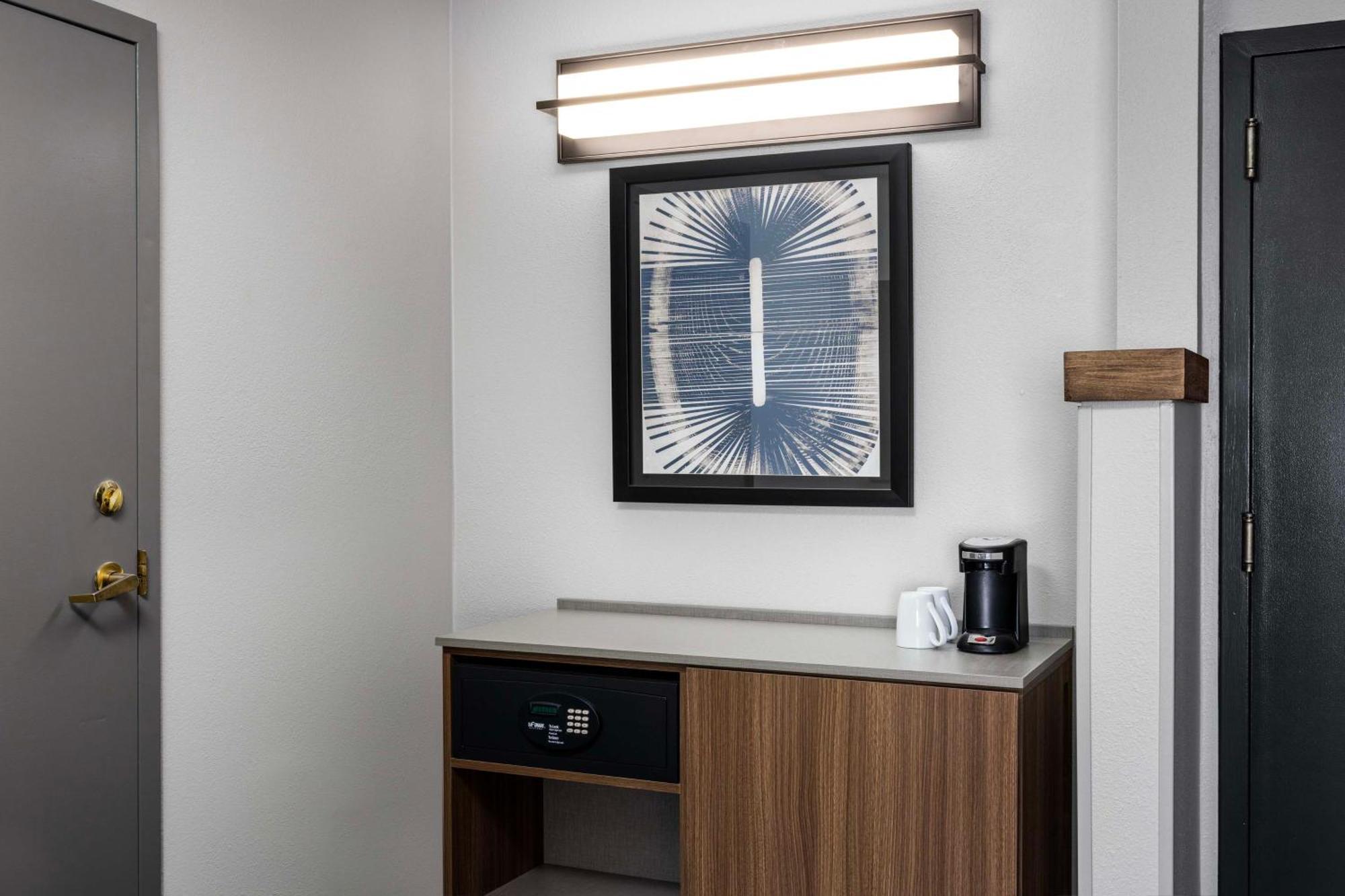 Hyatt Place Phoenix Airport 3* Tempe