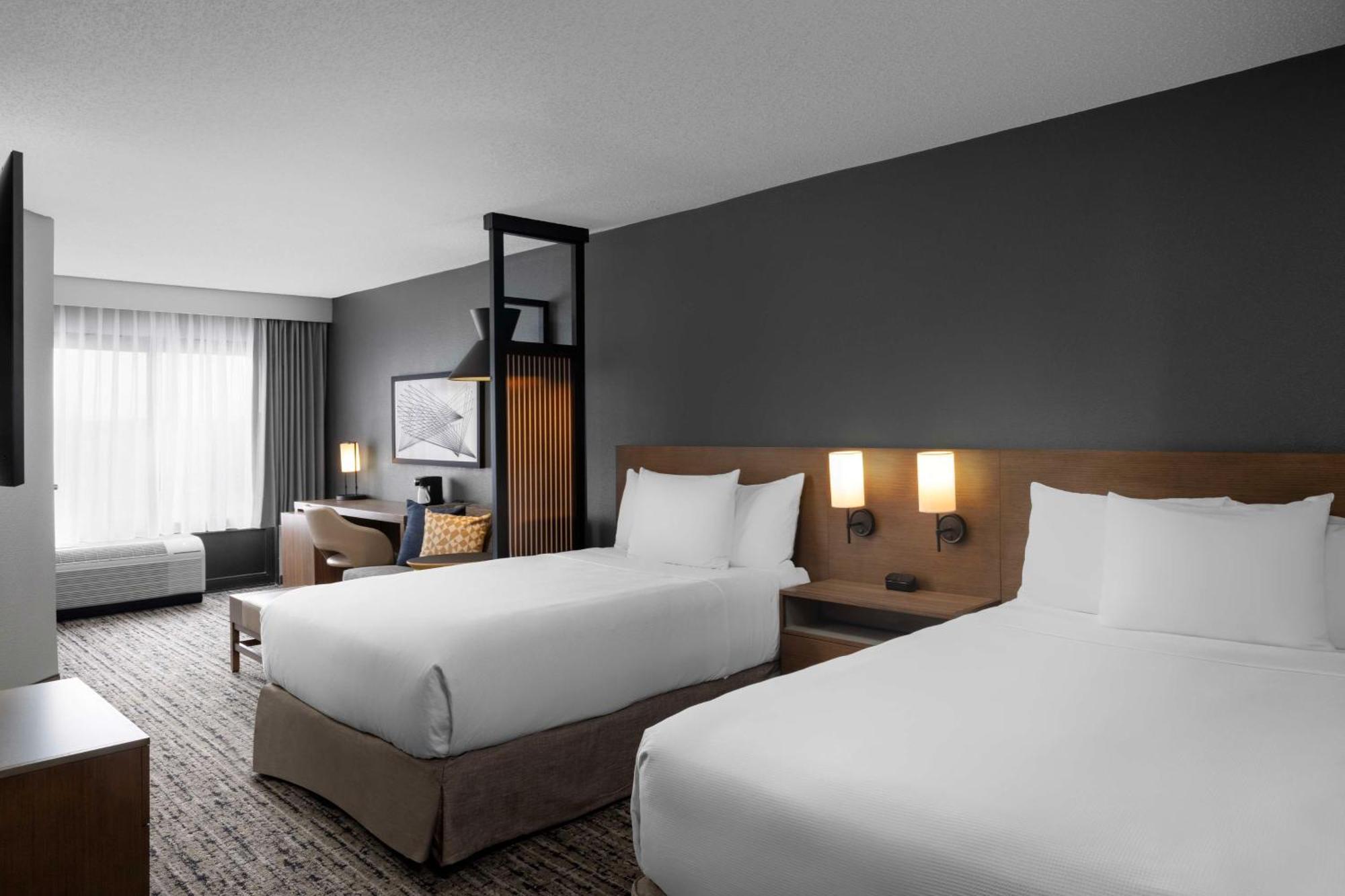 Hyatt Place Phoenix Airport Hotel