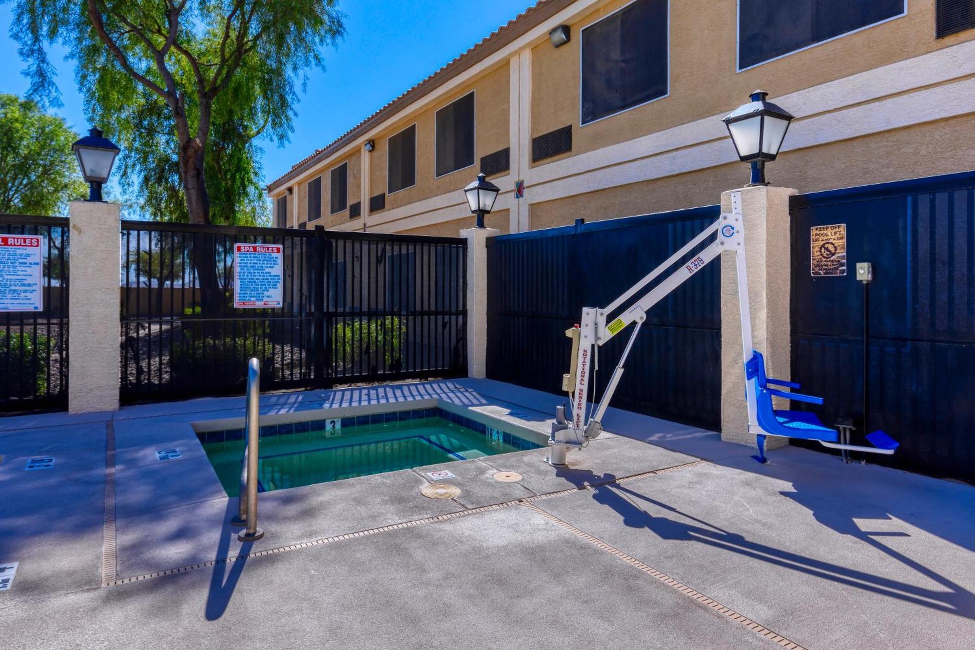 Hotel Baymont By Wyndham Casa Grande