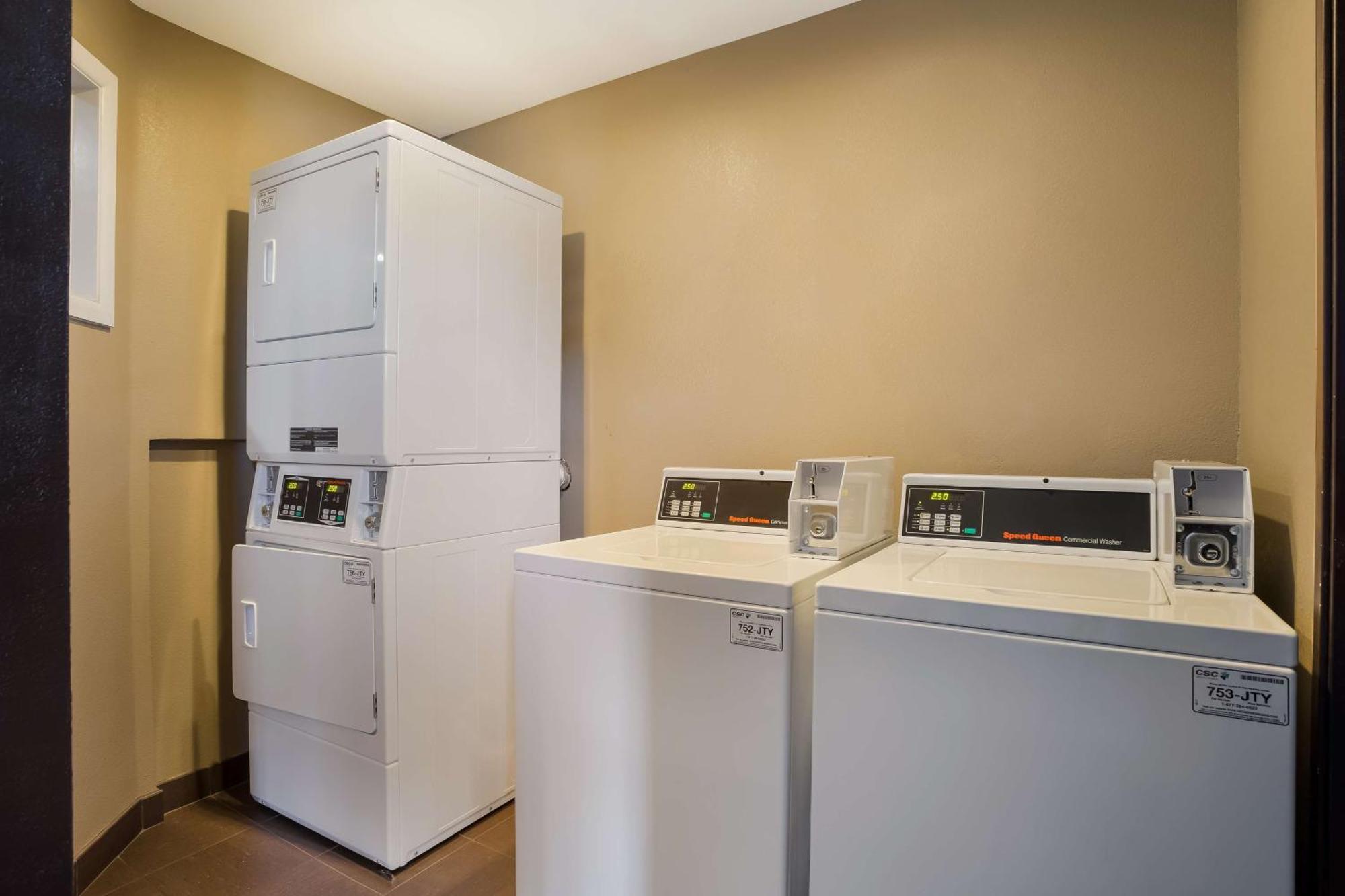 Hotel Surestay By Western Superstition Springs