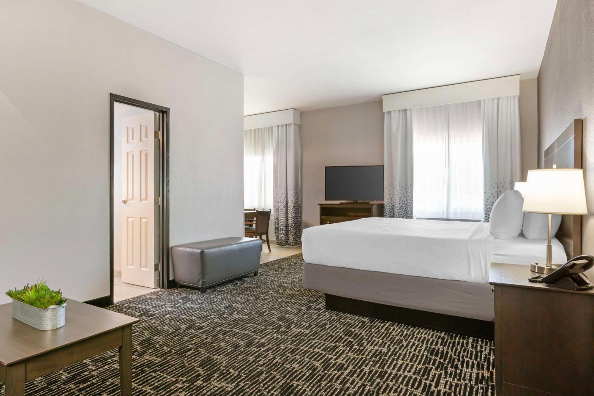 Western Sun Canyon Hotel