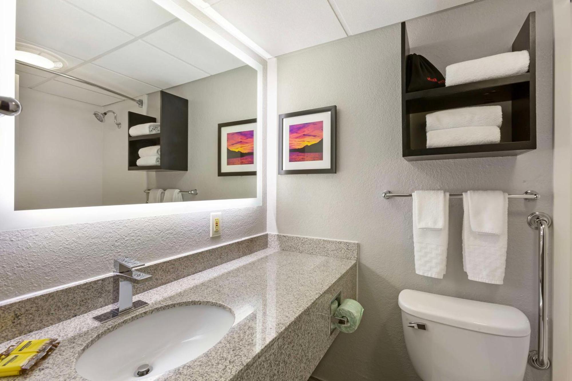 Western Sun Canyon Hotel 3*