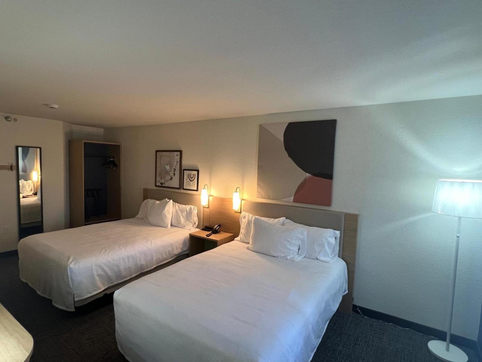 Spark By Hilton Peoria Phoenix North 2*
