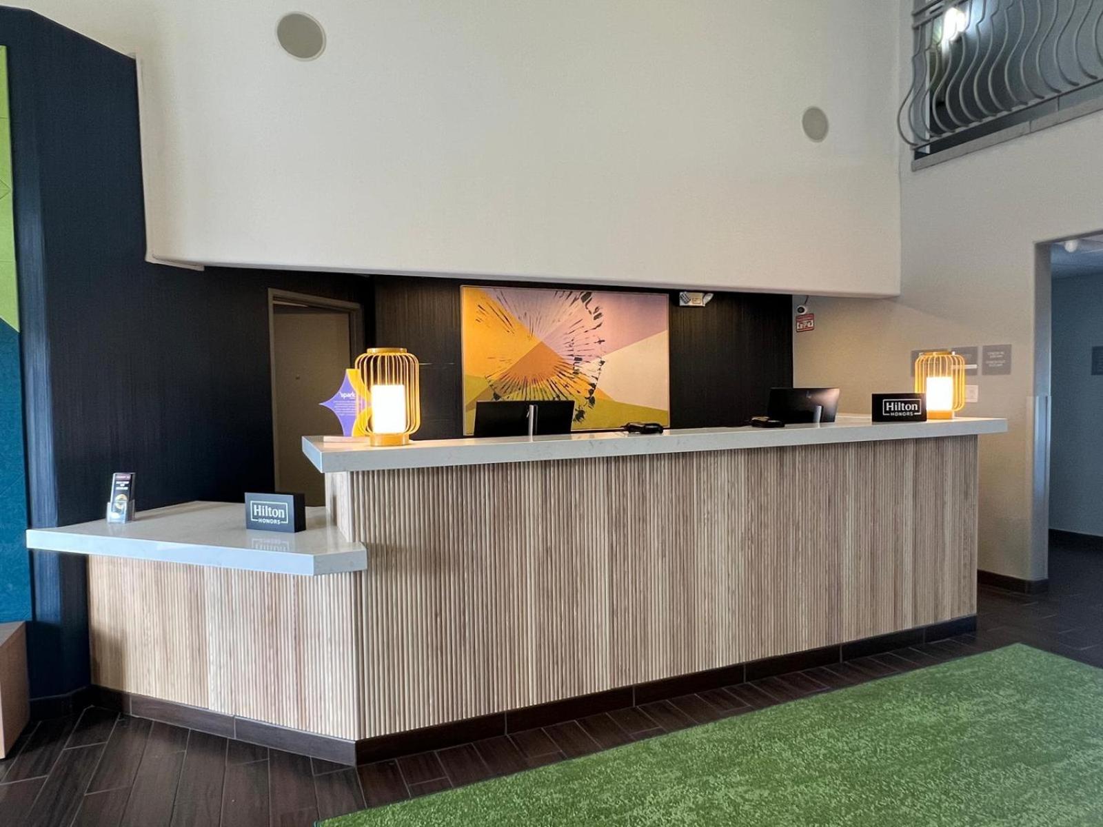 Spark By Hilton Peoria Phoenix North Hotel Glendale