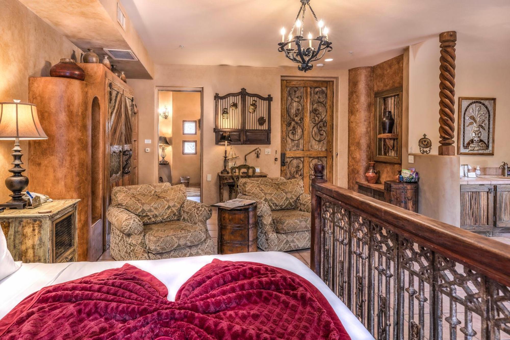 Hotel Adobe Grand 4*