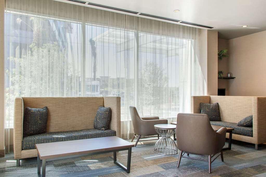 Cambria Phoenix - Fashion Center Hotel Chandler