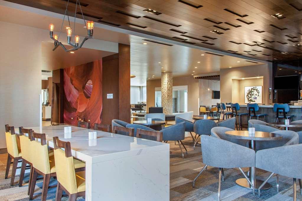 Cambria Phoenix - Fashion Center Hotel Chandler