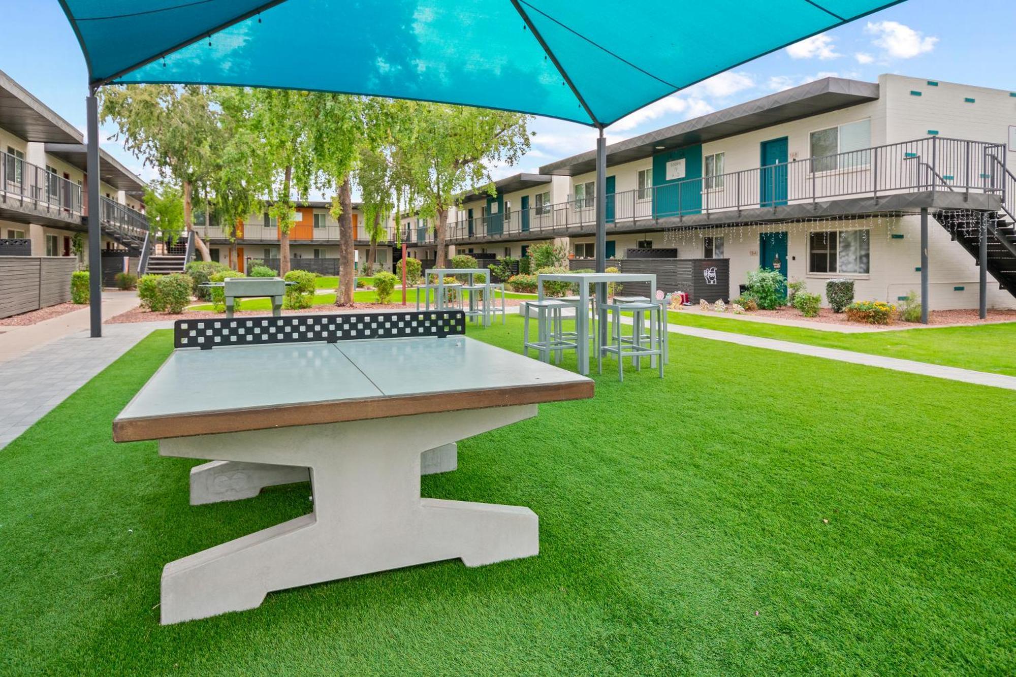 2b1b Stylish Haven - Pool And Parking * Tempe