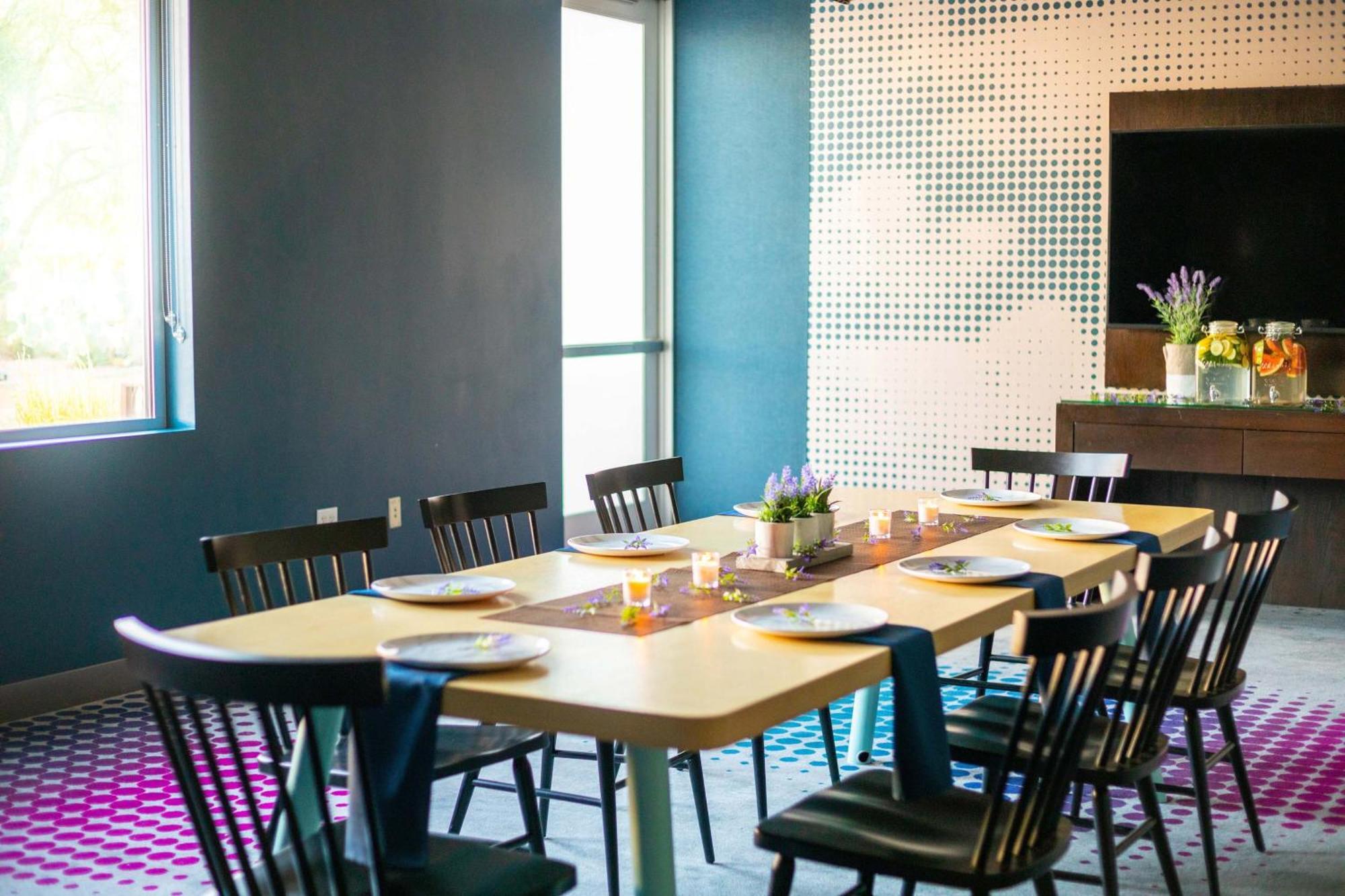 Hotel Aloft 3*