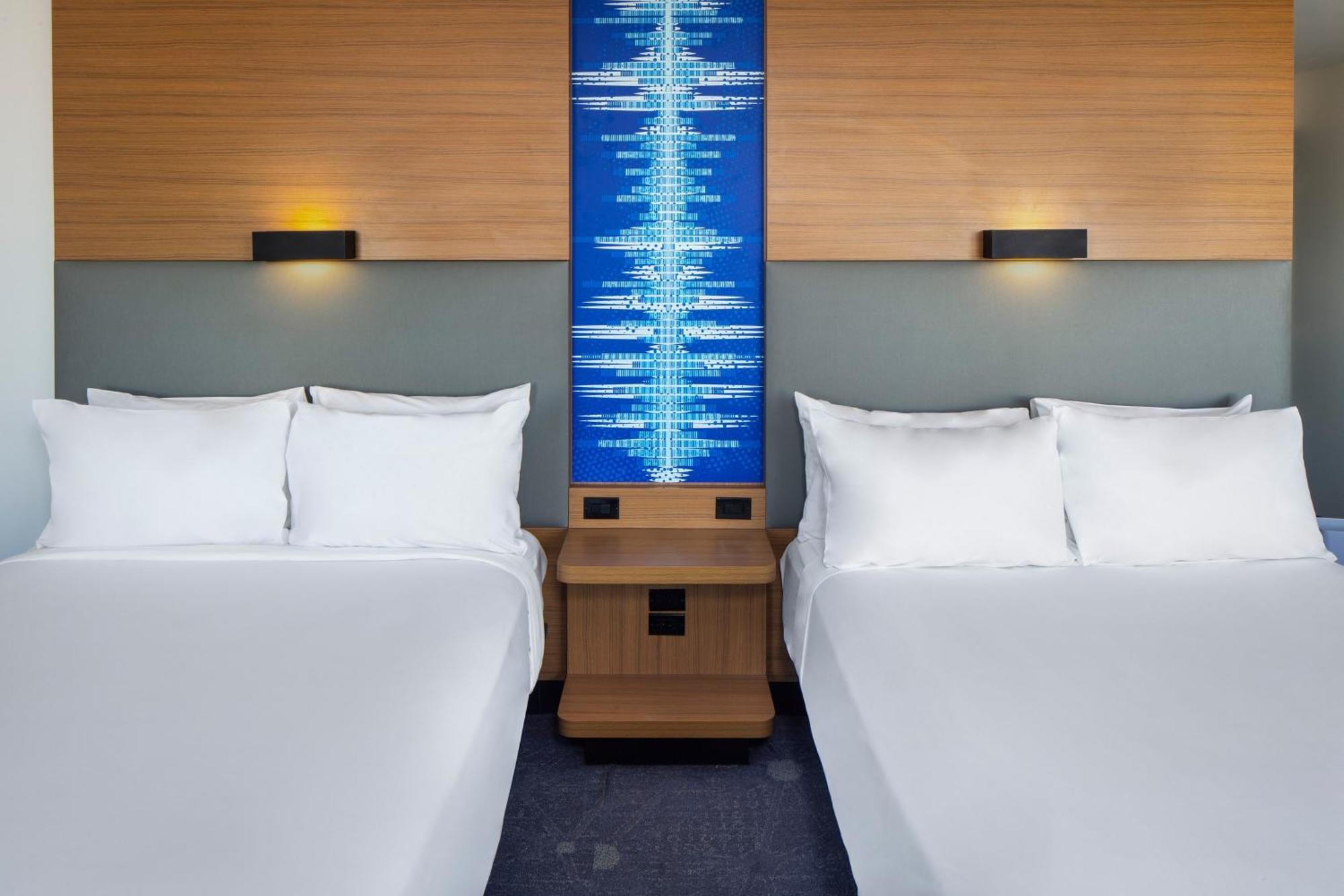 Aloft Tempe