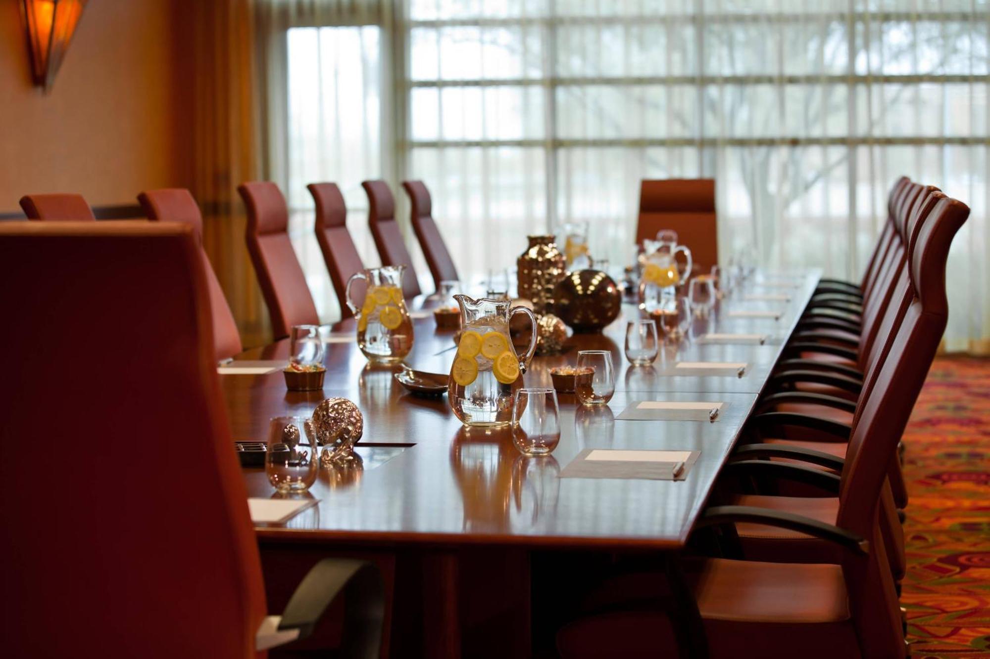Renaissance Phoenix & Conference Center 4* Glendale