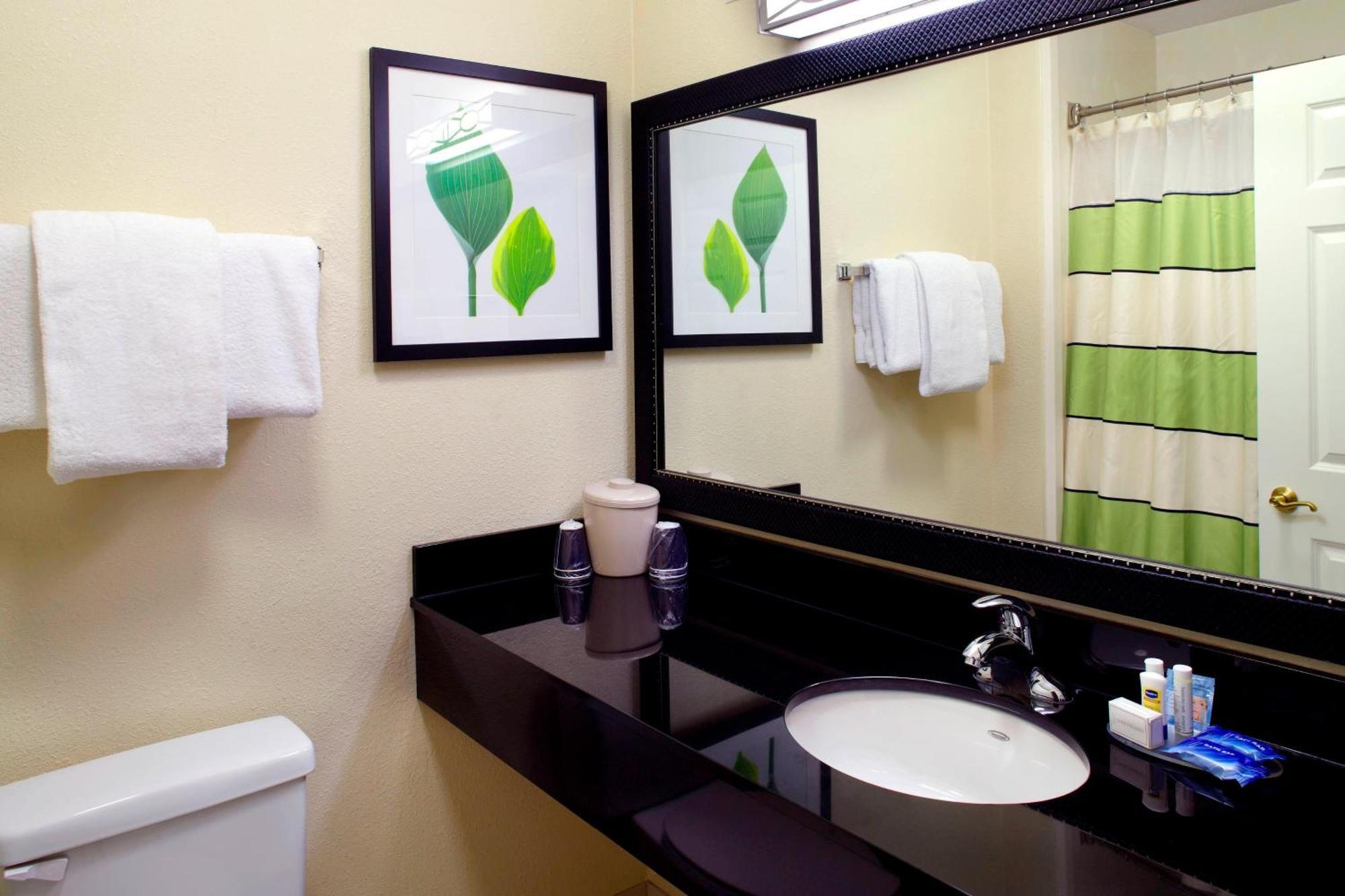 Fairfield & Midtown Hotel