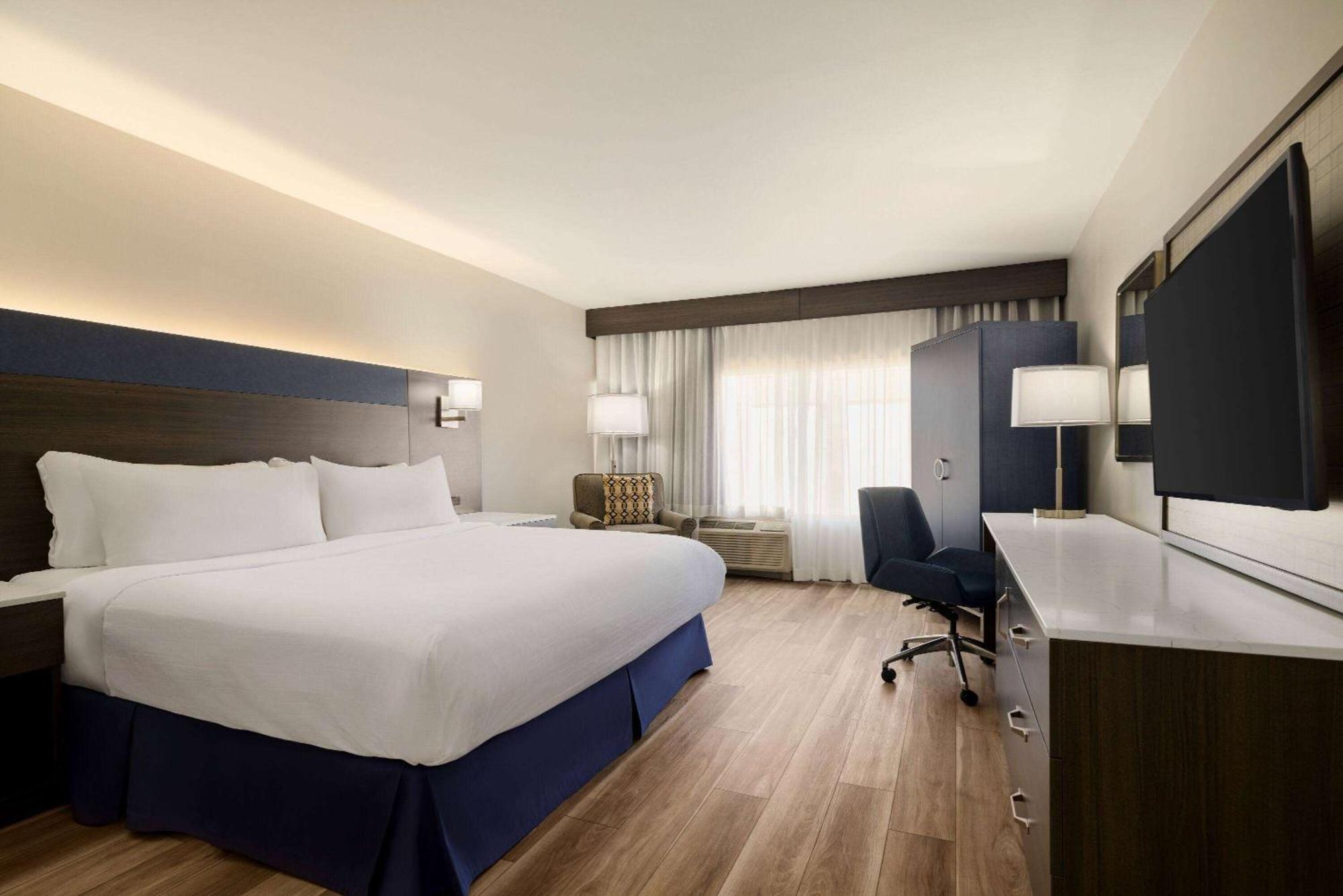 Wyndham Phoenix Airport -