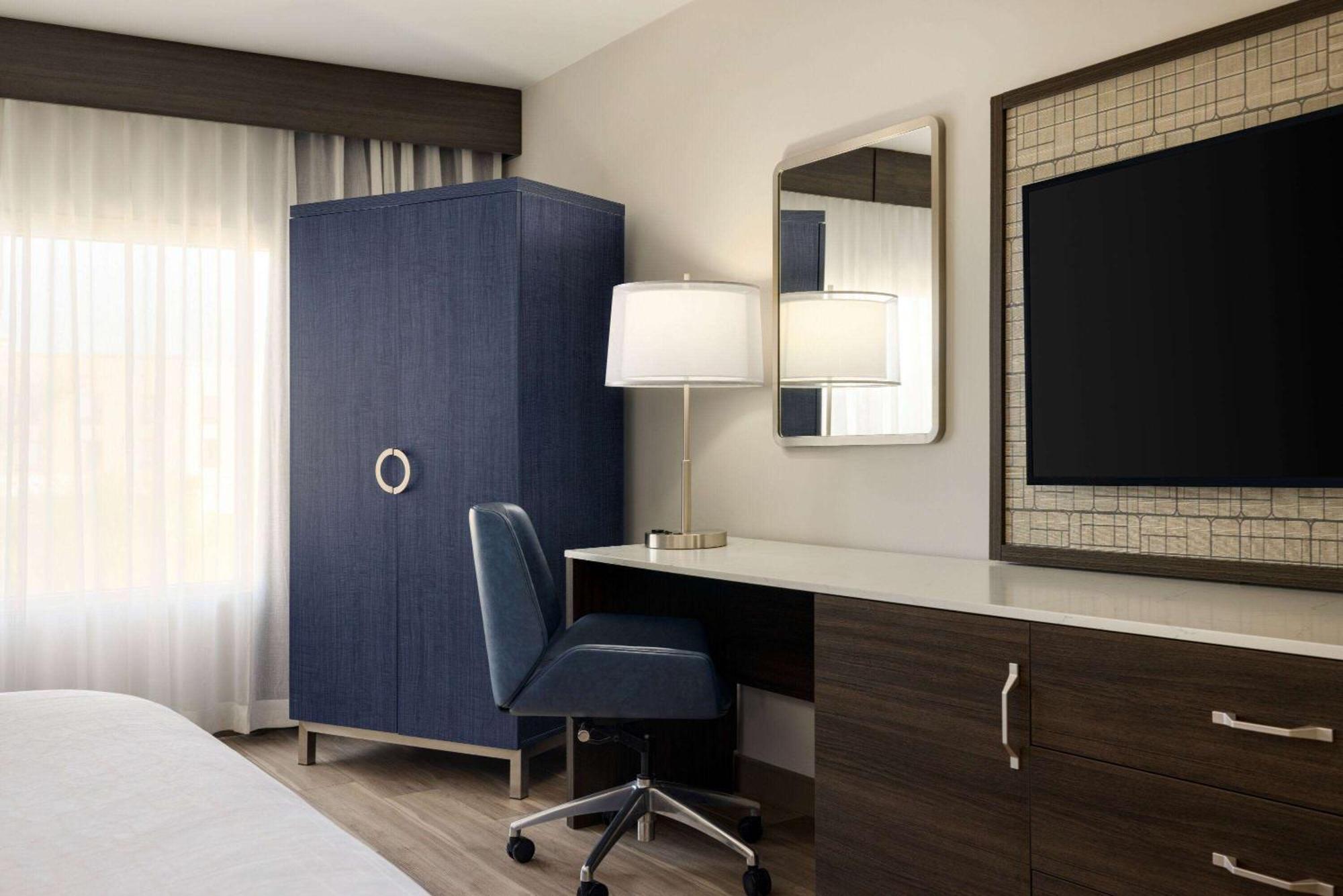 Wyndham Phoenix Airport - 3* Tempe