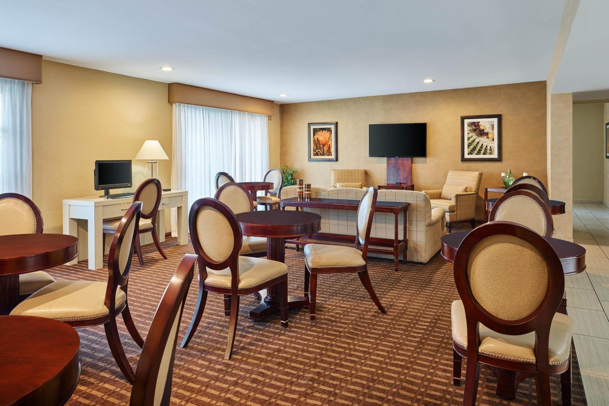 Sheraton & 3*
