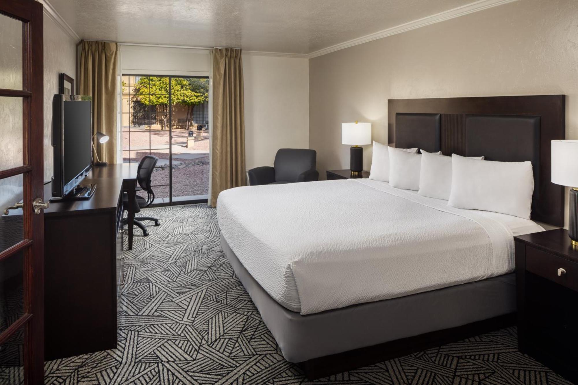 Hotel Wyndham Airport & Conference Center Tucson