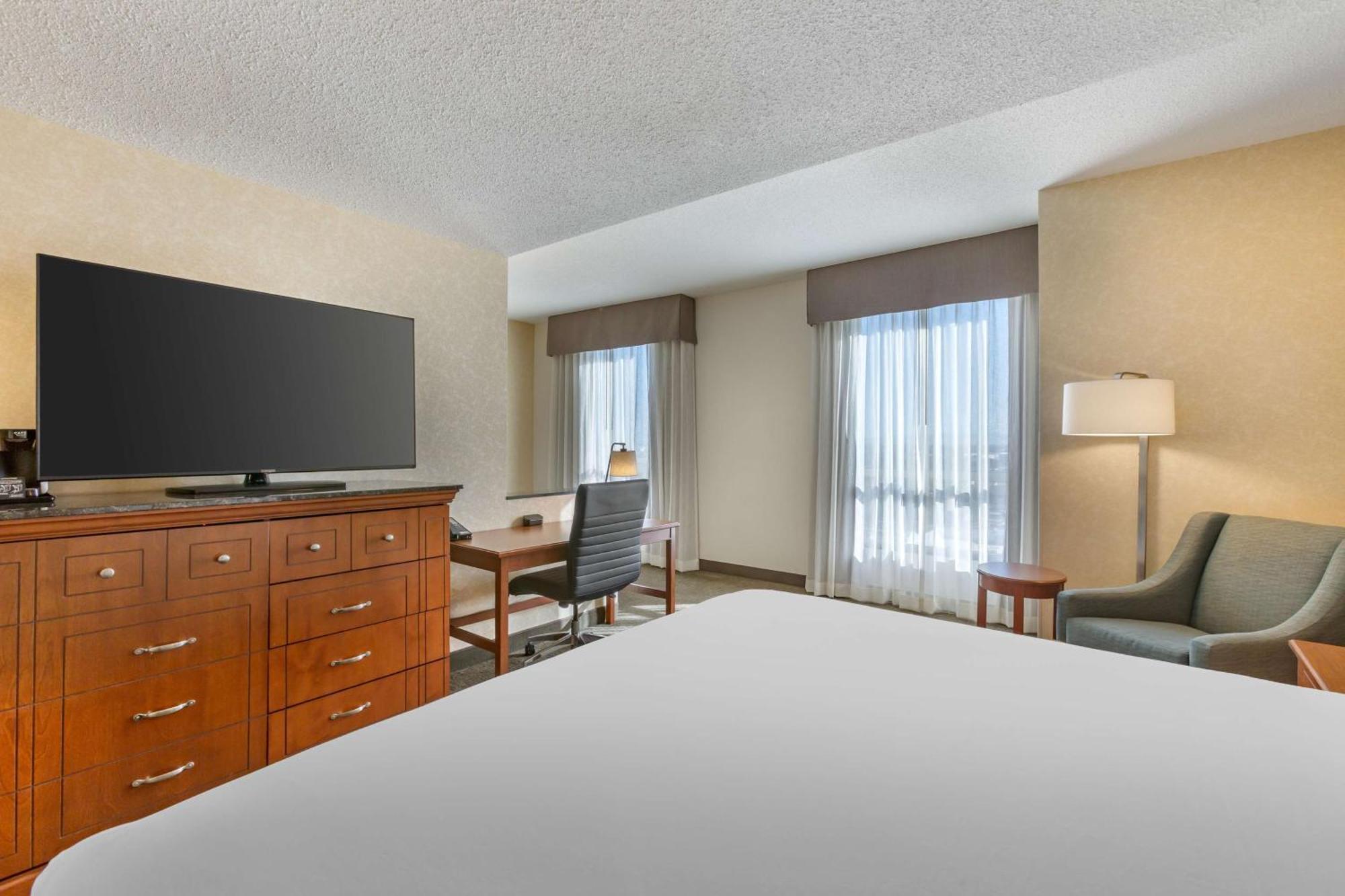 Drury Plaza Phoenix 3* Tempe