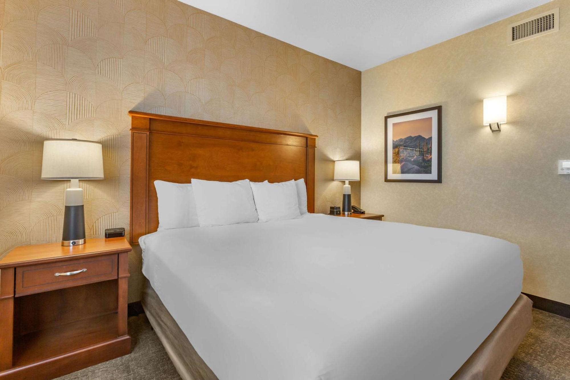 Hotel Drury Plaza Phoenix Tempe