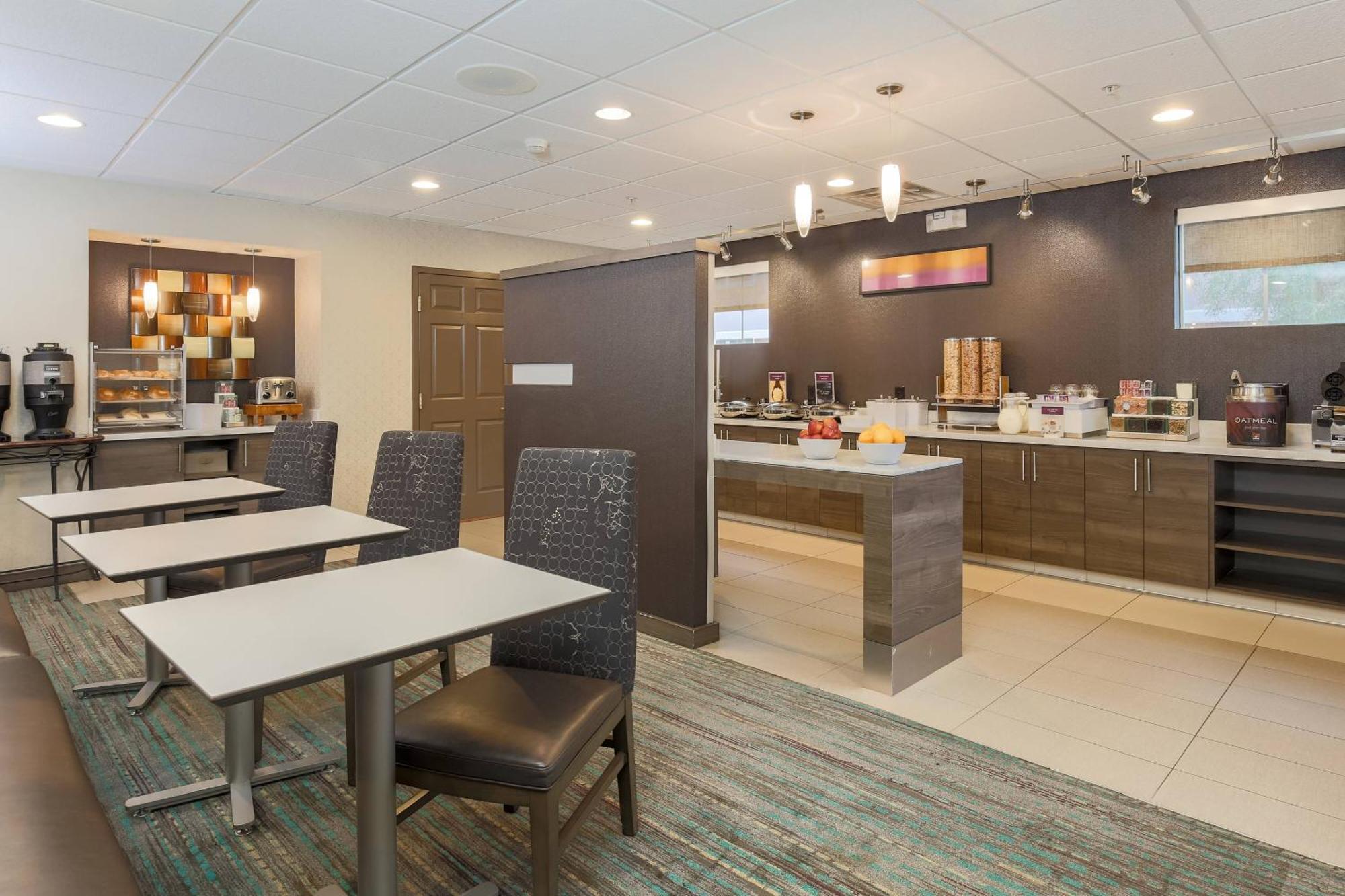 Phoenix Chandler/fashion Center 3*