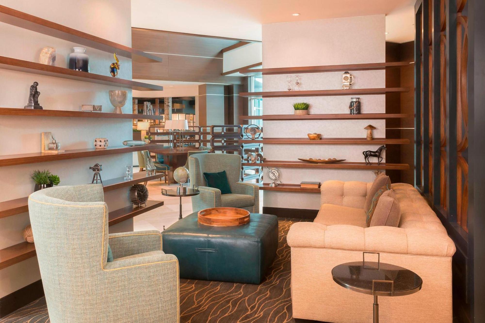 Sheraton At Wrigleyville West 4*