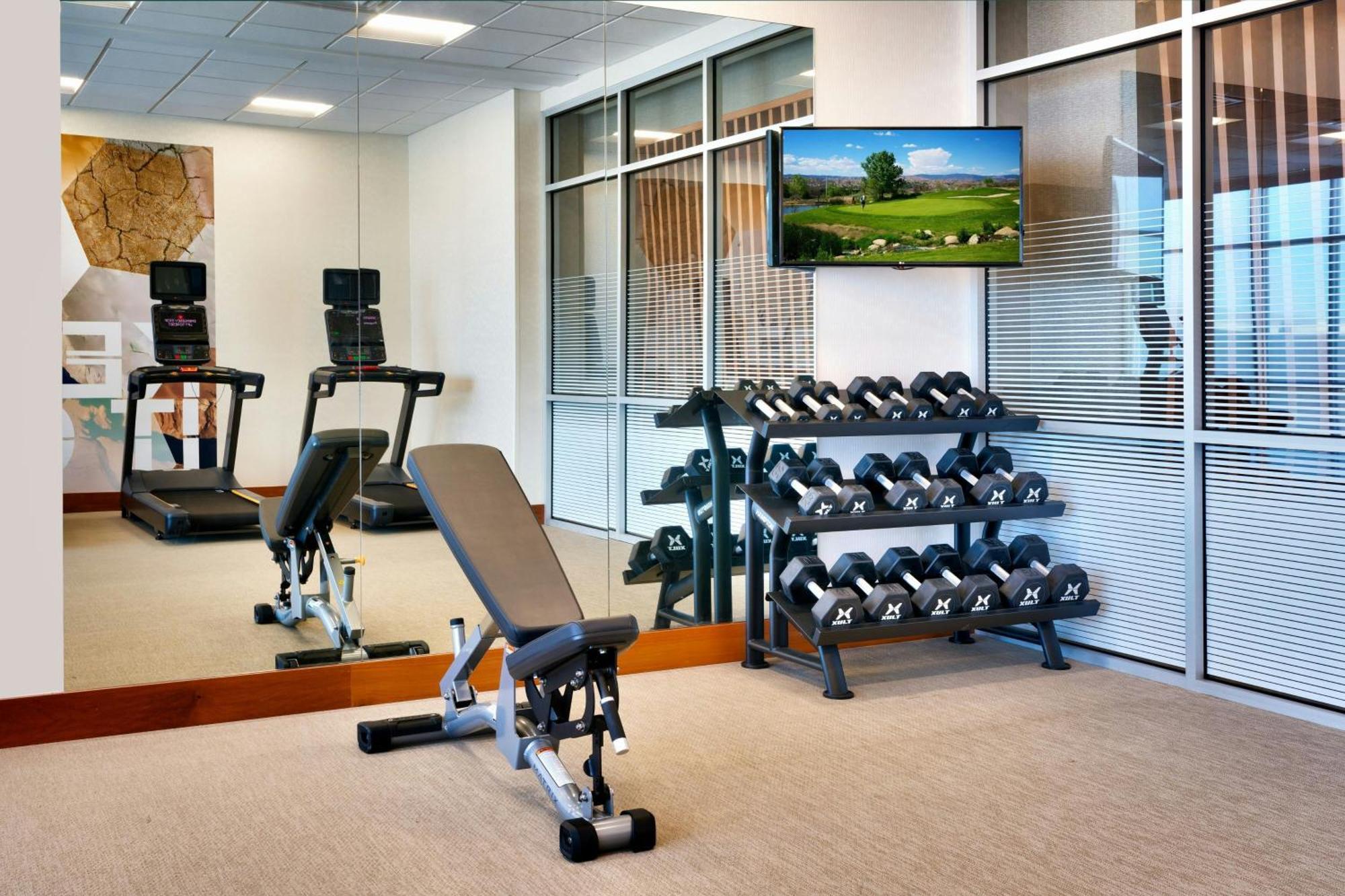Hotel Springhill By Marriott 2*