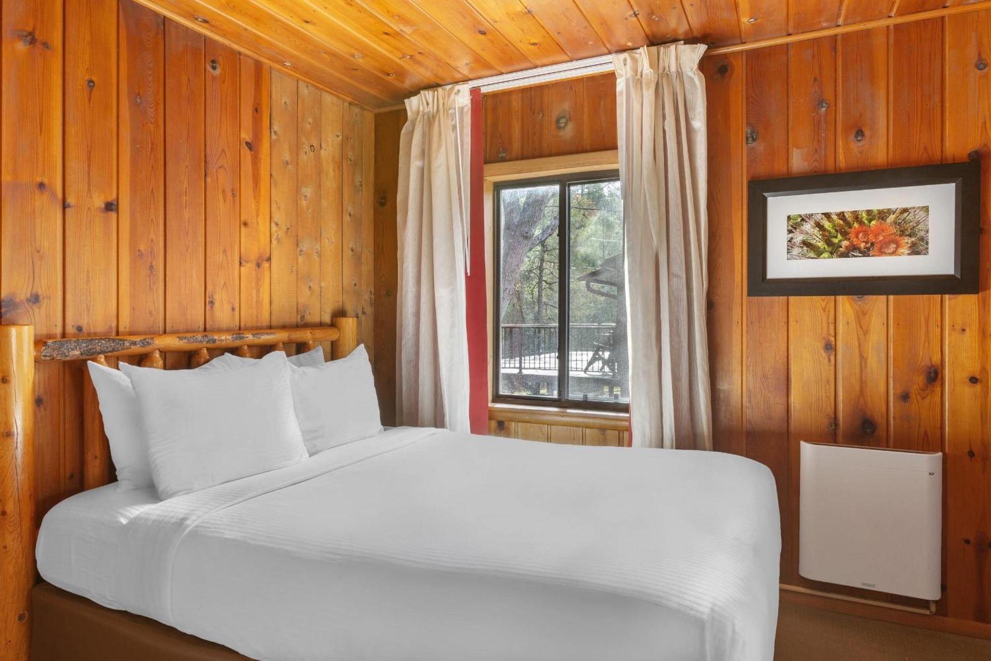 Kohl's Ranch Lodge *