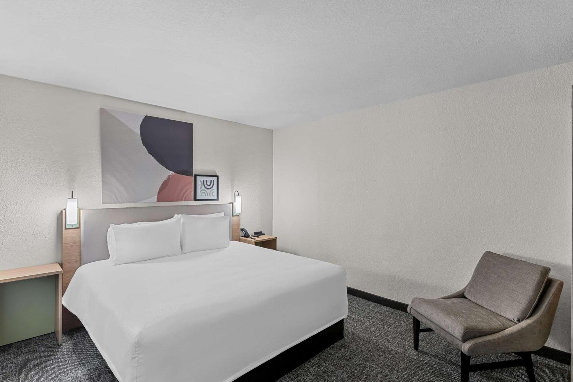 Spark By Hilton Peoria Phoenix North 2*