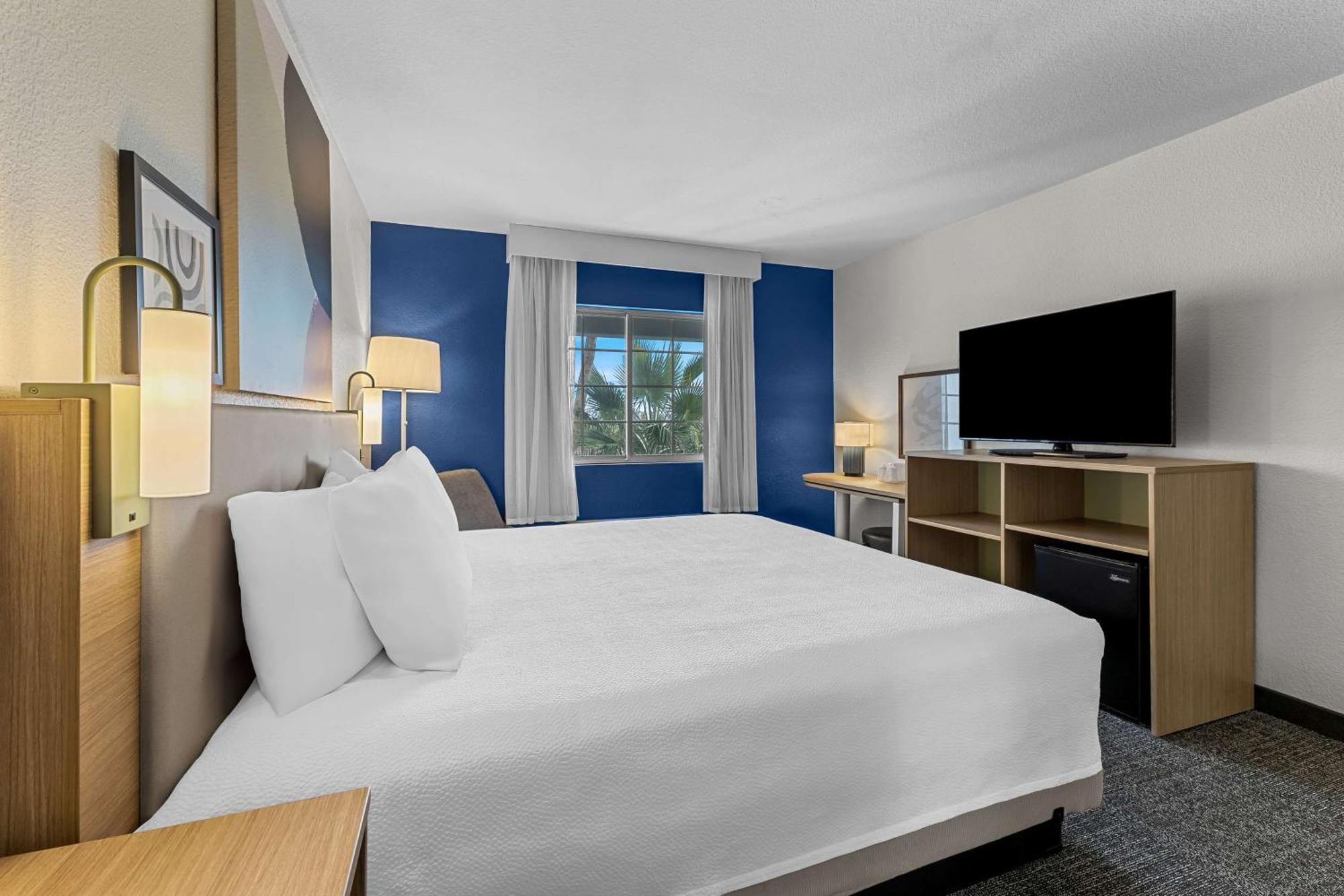 Spark By Hilton Peoria Phoenix North Hotel