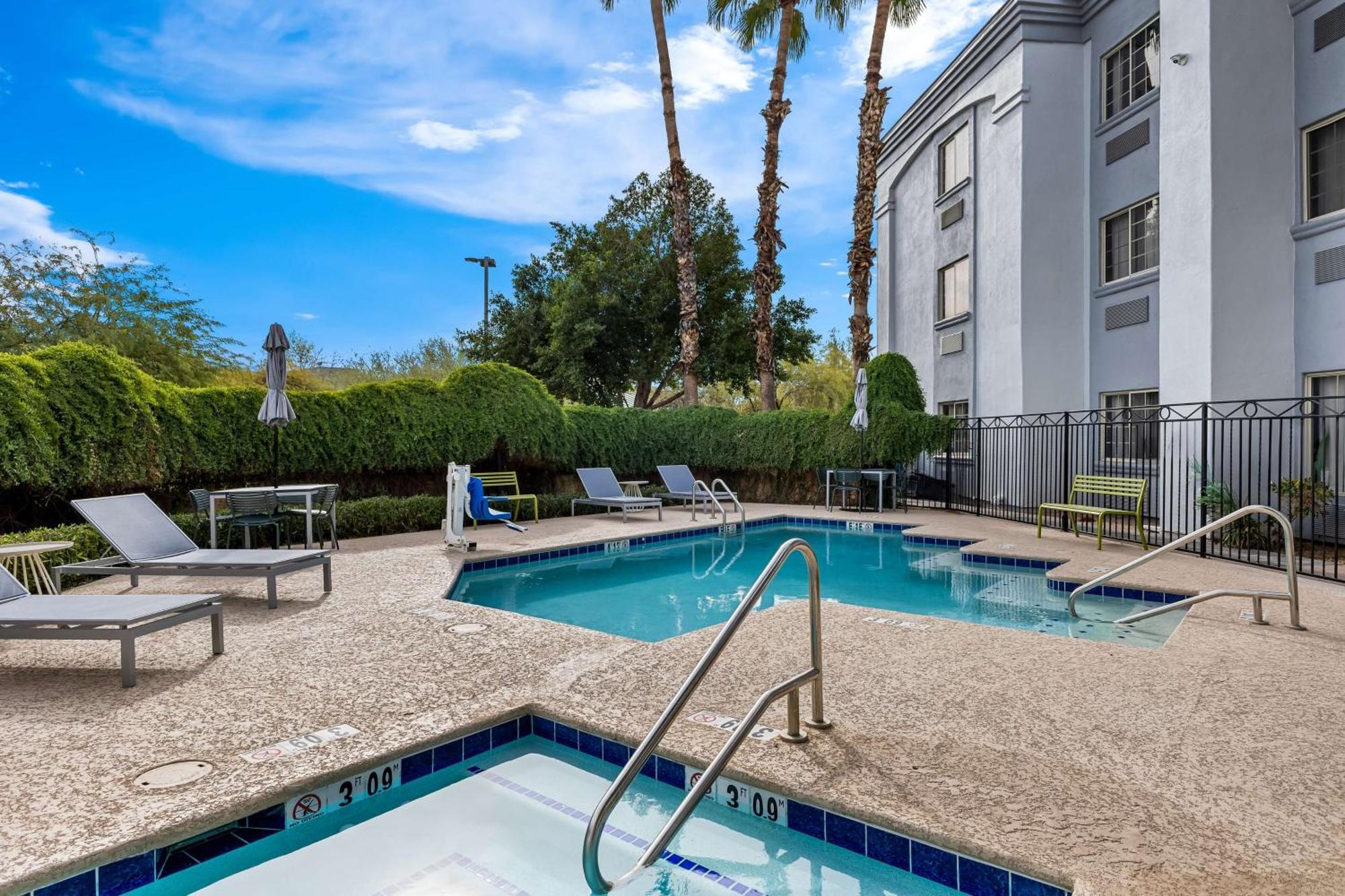 Hotel Spark By Hilton Peoria Phoenix North
