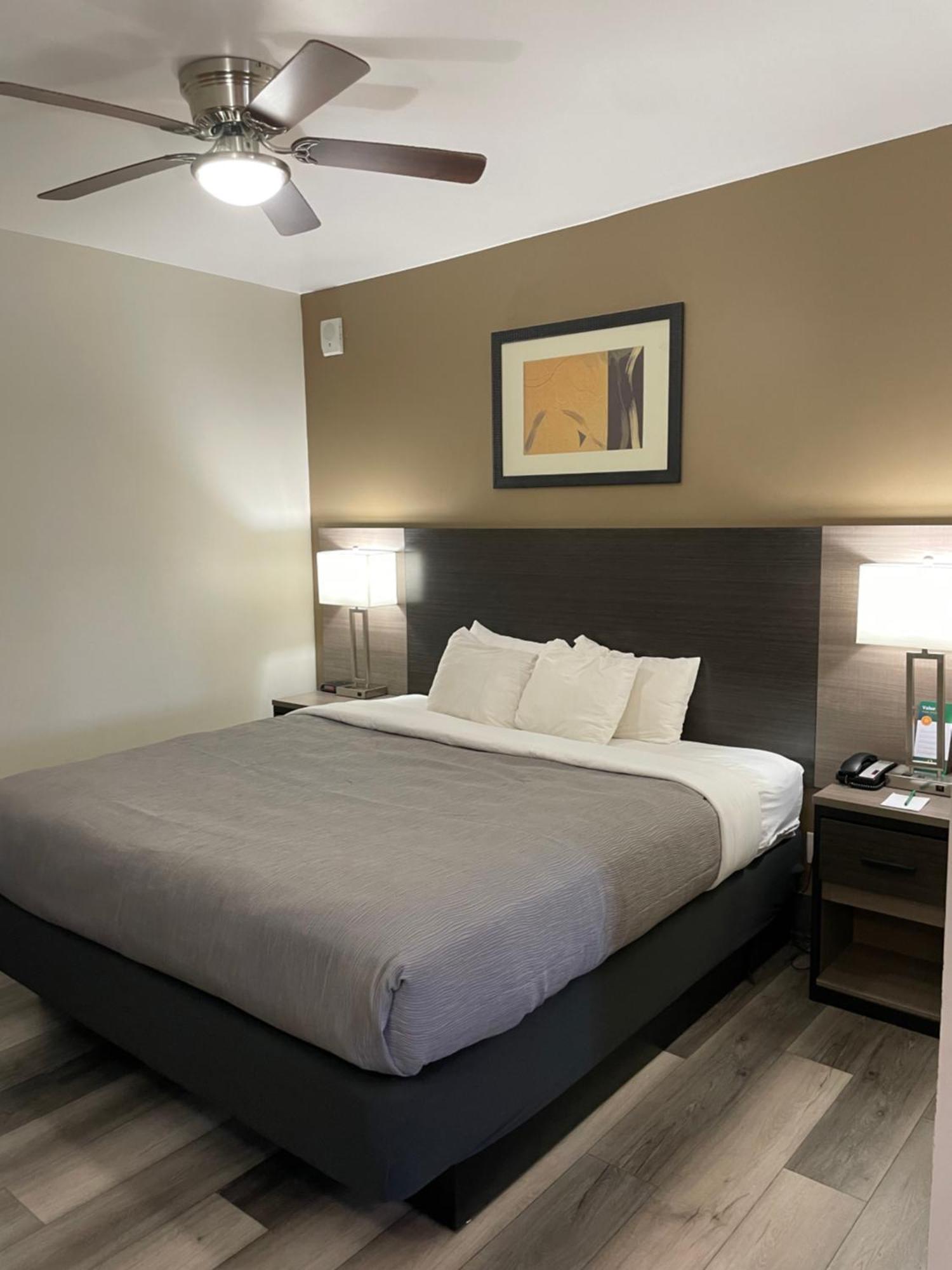Quality & - Phoenix West 2*