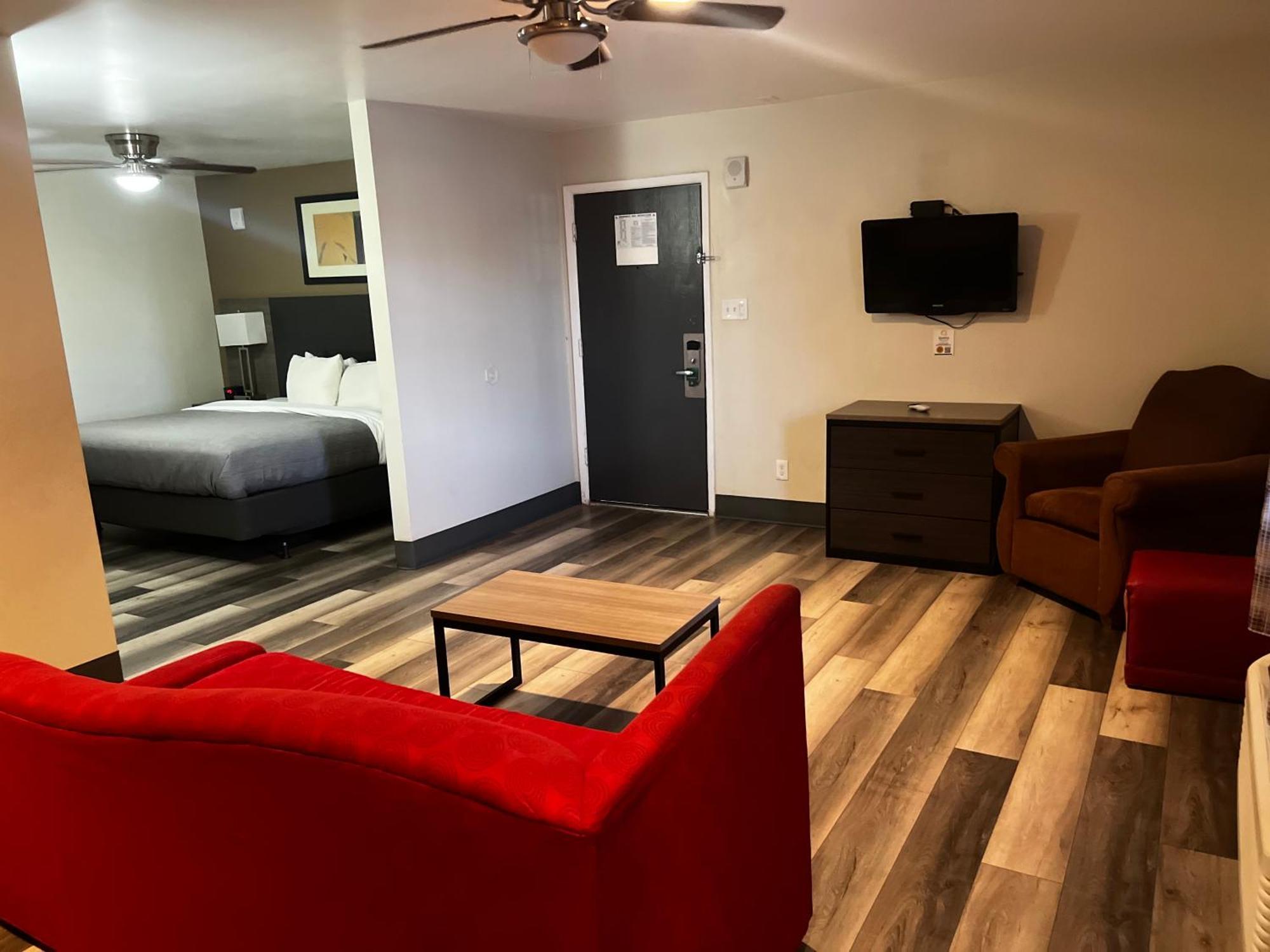 Quality & - Phoenix West 2* Goodyear
