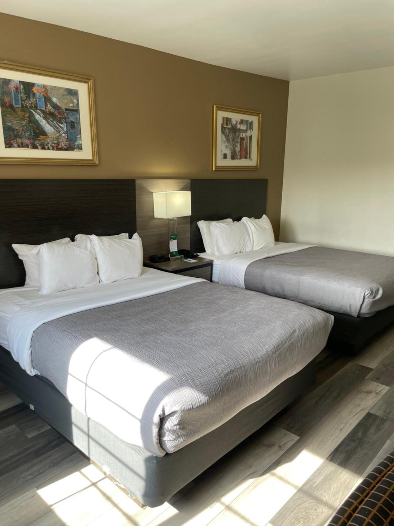 Hotel Quality & - Phoenix West 2*