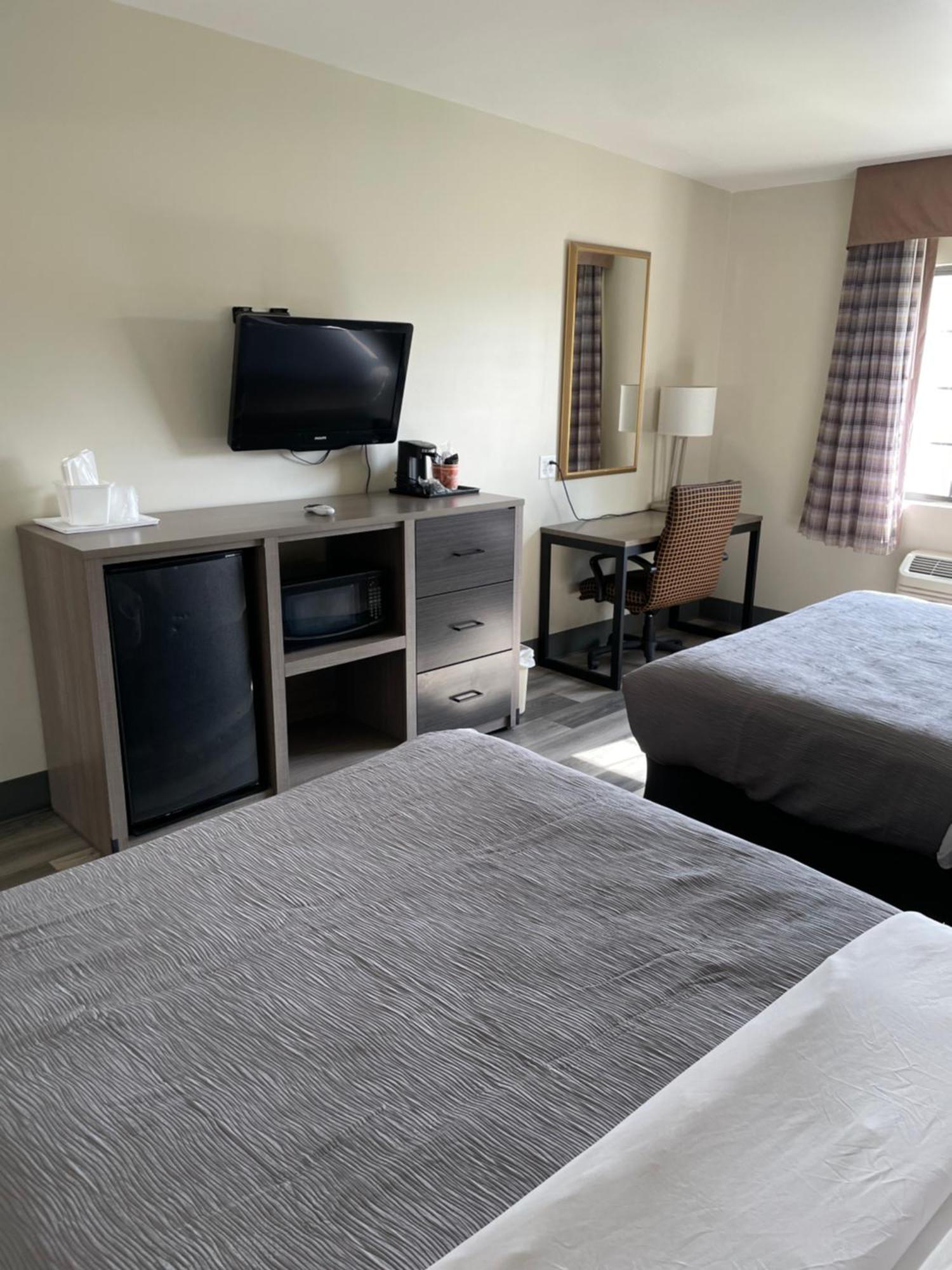 Quality & - Phoenix West 2* Goodyear