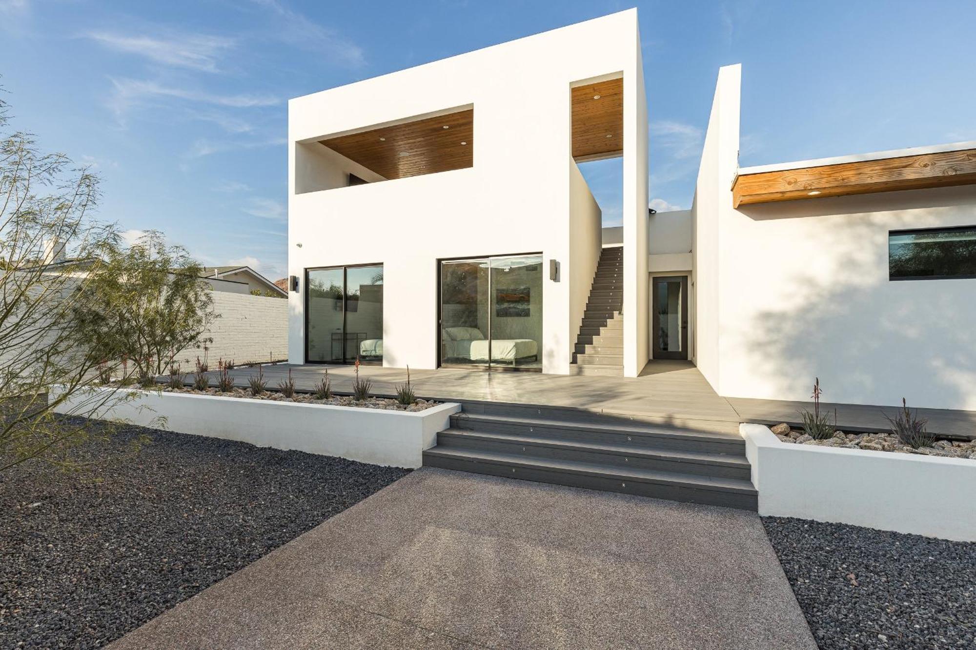 Holiday home Luxury Micro-resort, Theater, Sauna, Heated Pool