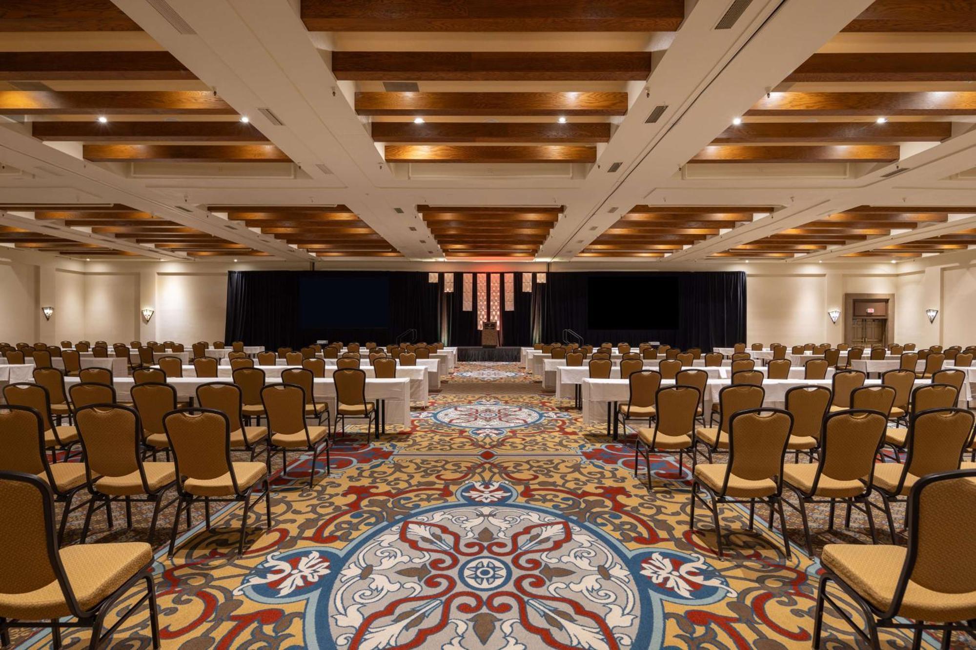 El Conquistador Tucson, A Hilton