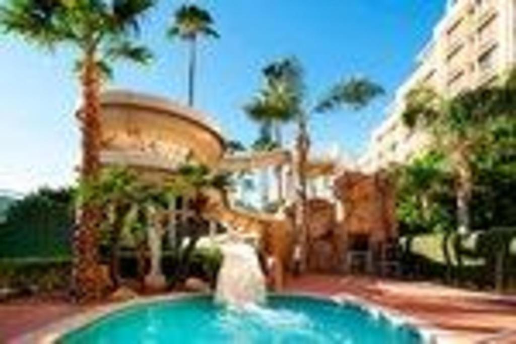 Hotel Sheraton Crescent 3*