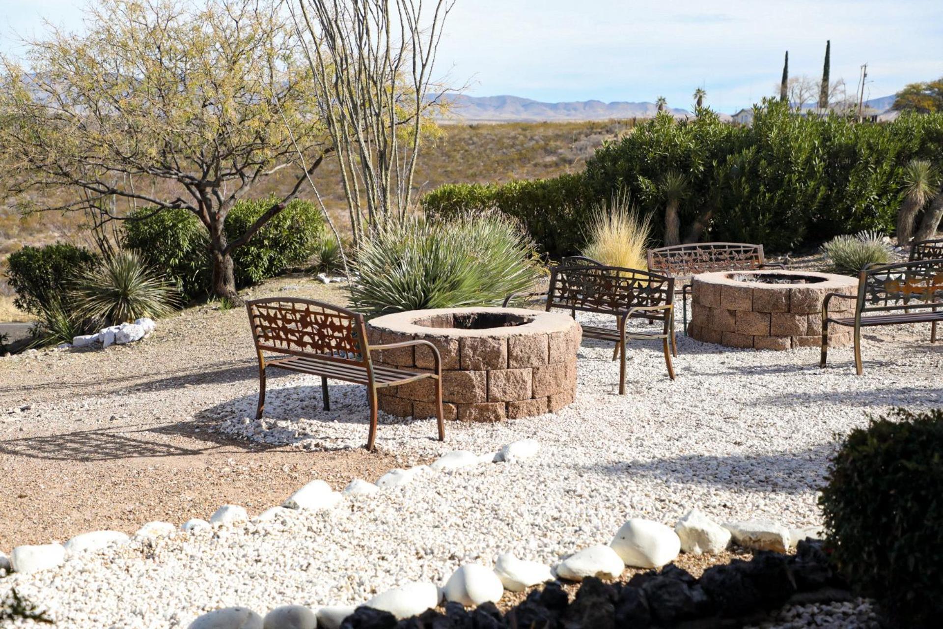 Landmark Lookout Hotel Tombstone