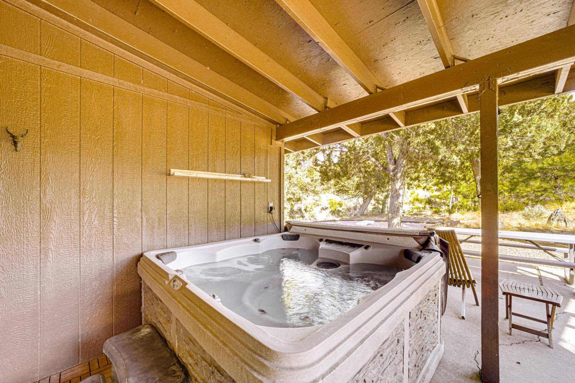 Holiday home Peaceful Strawberry Fire Pit And Hot Tub