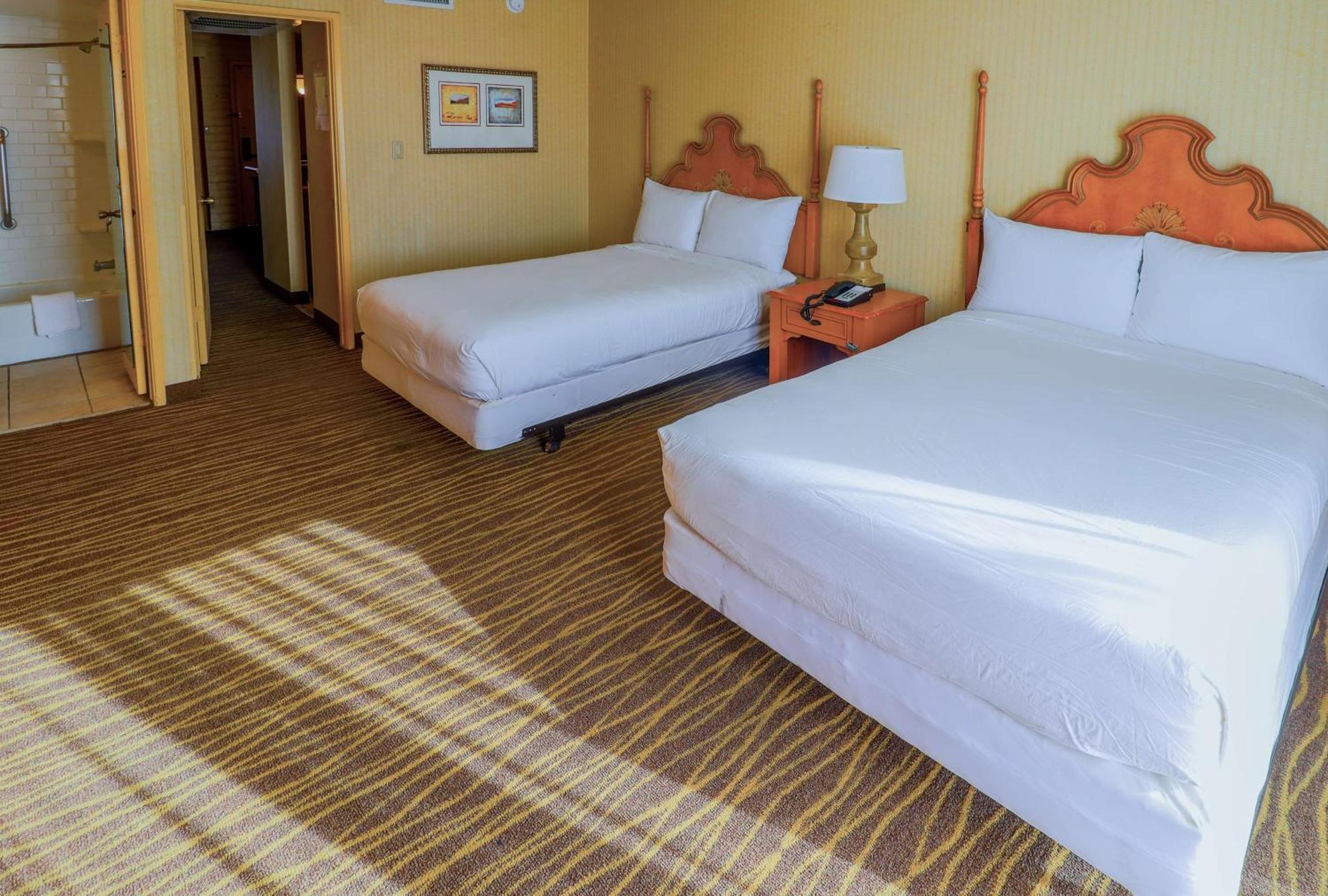 6 Phoenix, Az - Sky Harbor Hotel Phoenix