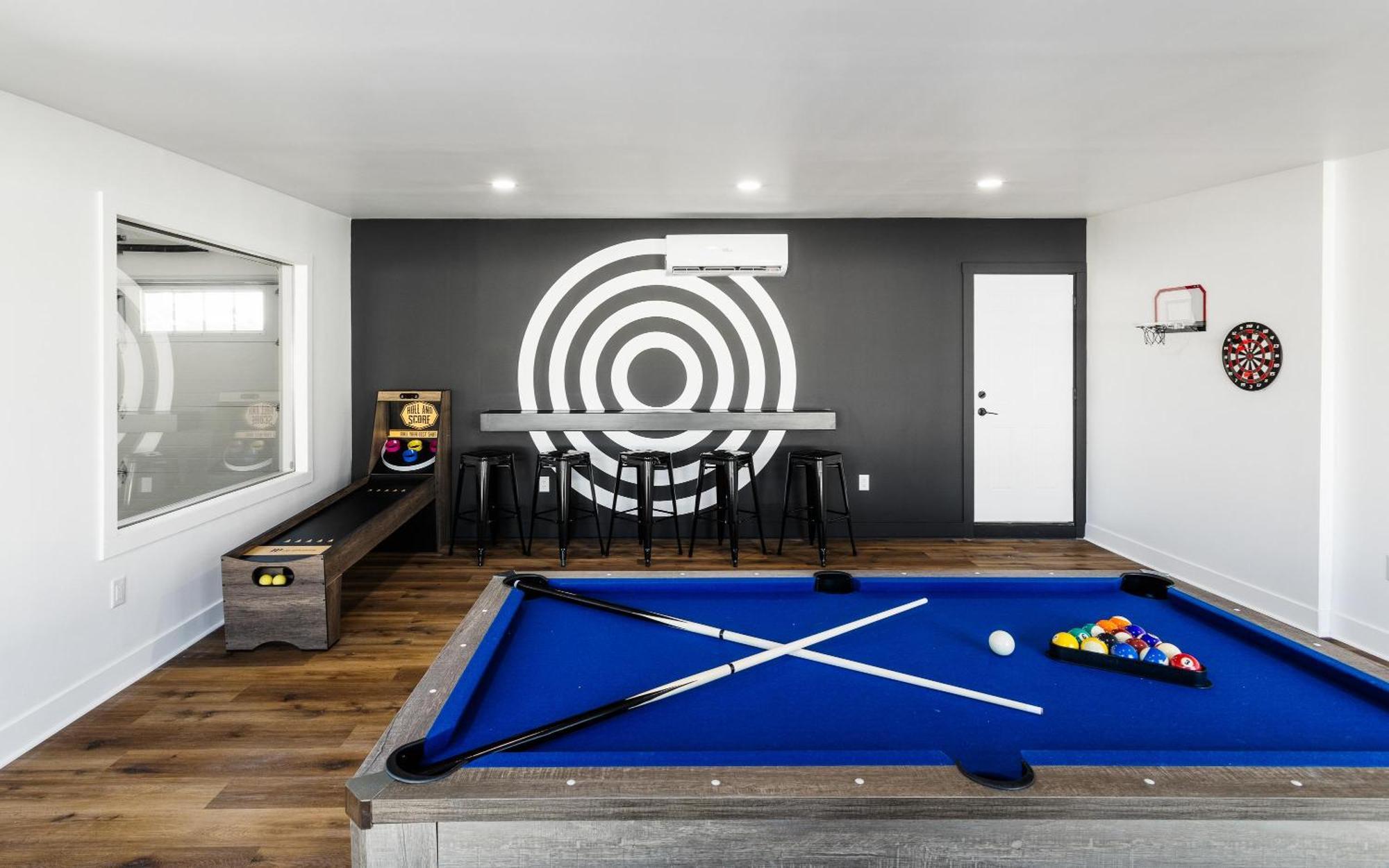 Holiday home Sunburst Estate - Pool - Hot Tub - Tons Of Games! *