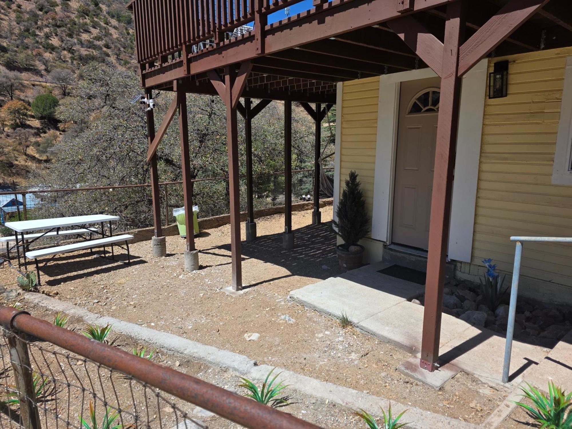 Country house Full House Or Studio Suite With Breath Taking Views In Old Bisbee *
