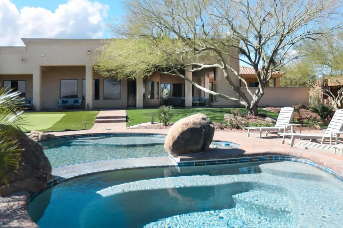 Scottsdale Rose