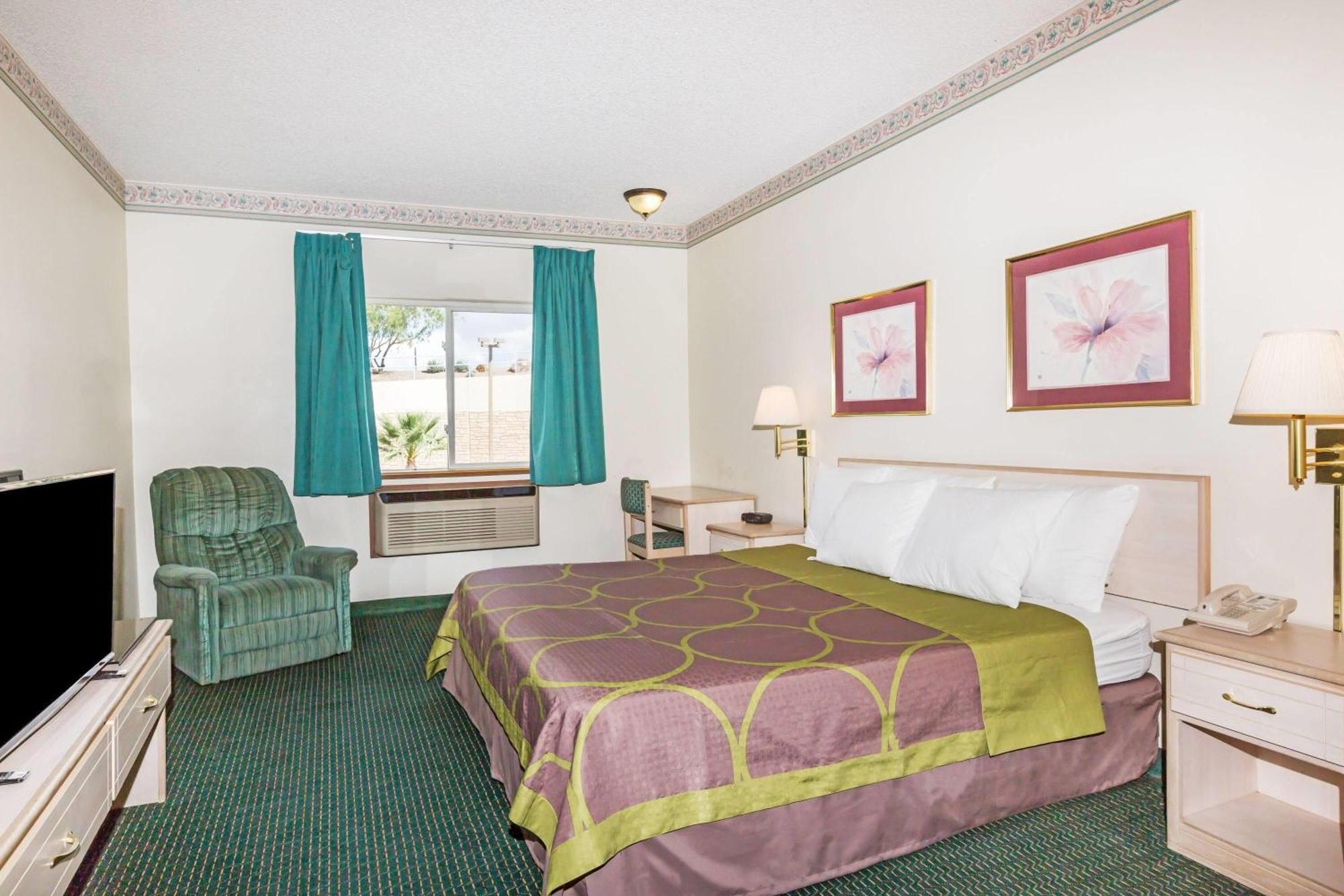 Motel Super 8 By Wyndham 2*