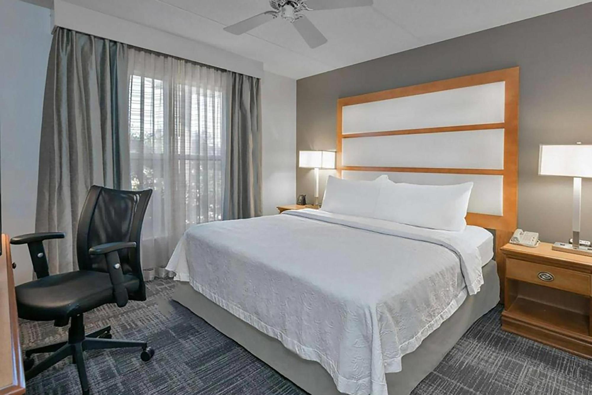 Mainstay North Hotel 3*