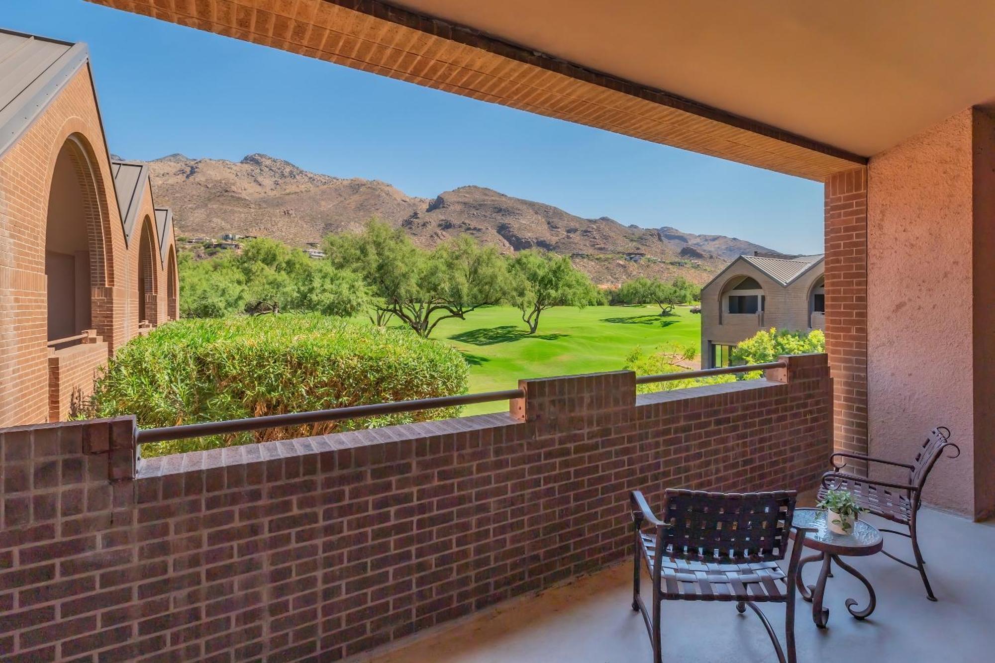 Ventana Canyon Club And Mount Lemmont