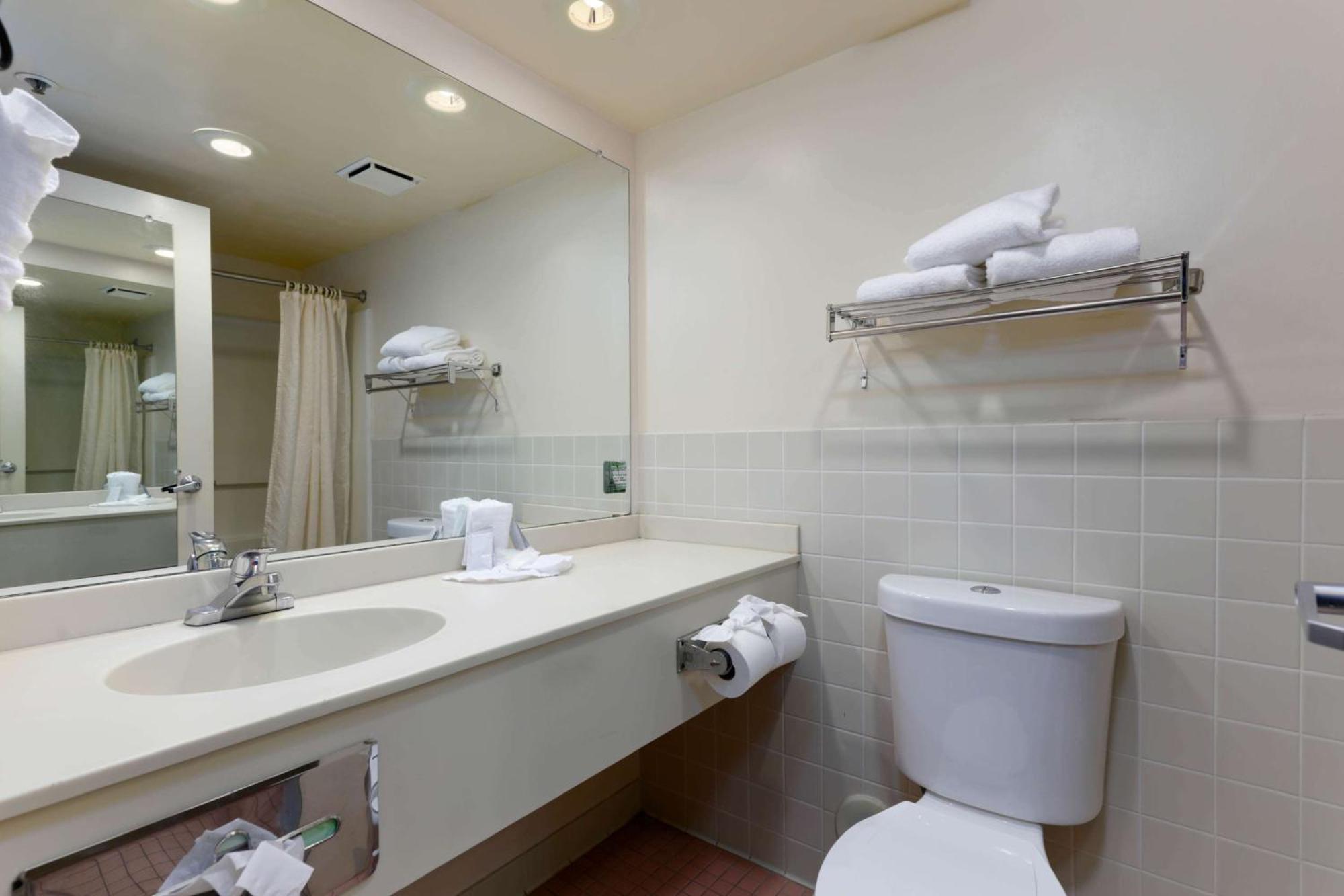 Hotel 6 Havasu Az