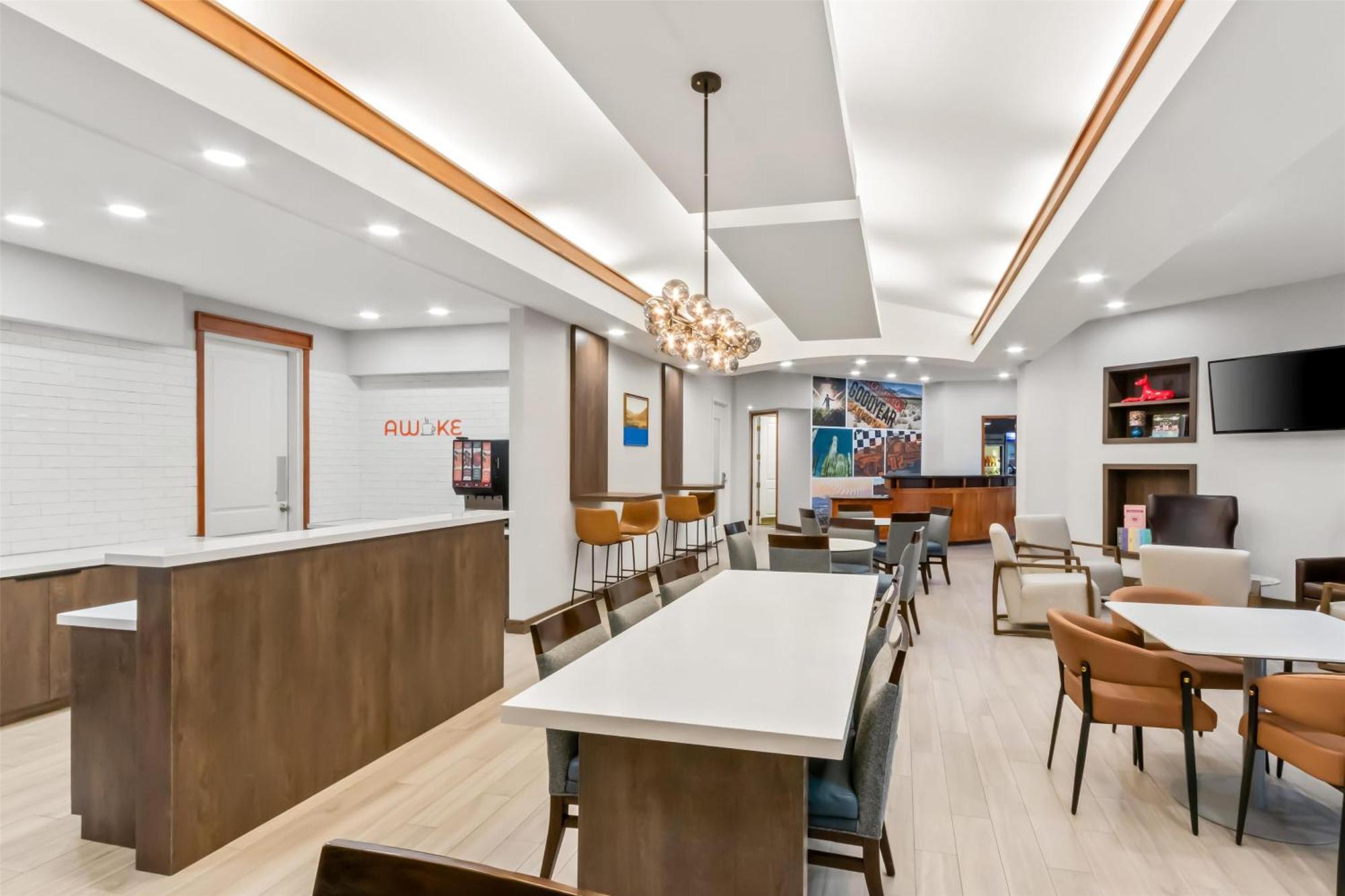 Sonesta Es Phoenix Hotel