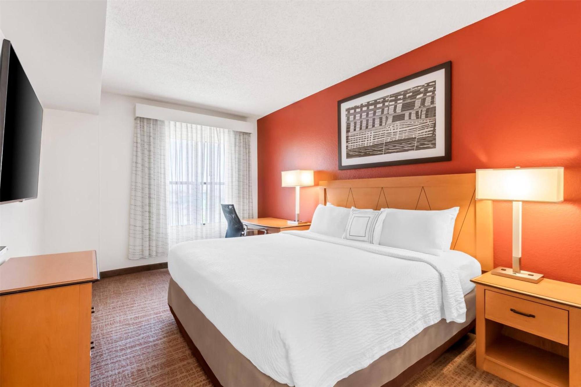 Sonesta Es Phoenix Hotel